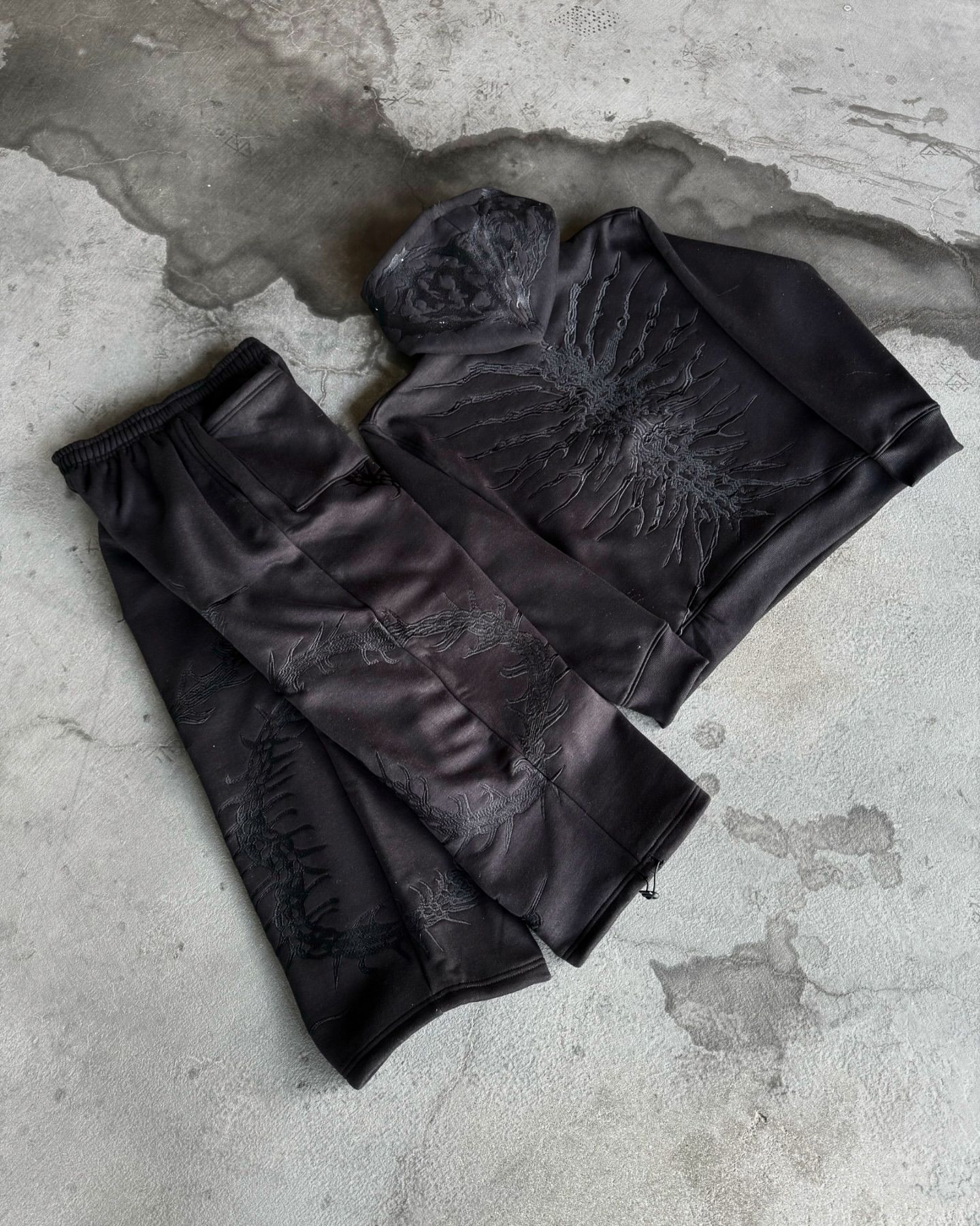 GHOUL EMBROIDERED SUIT