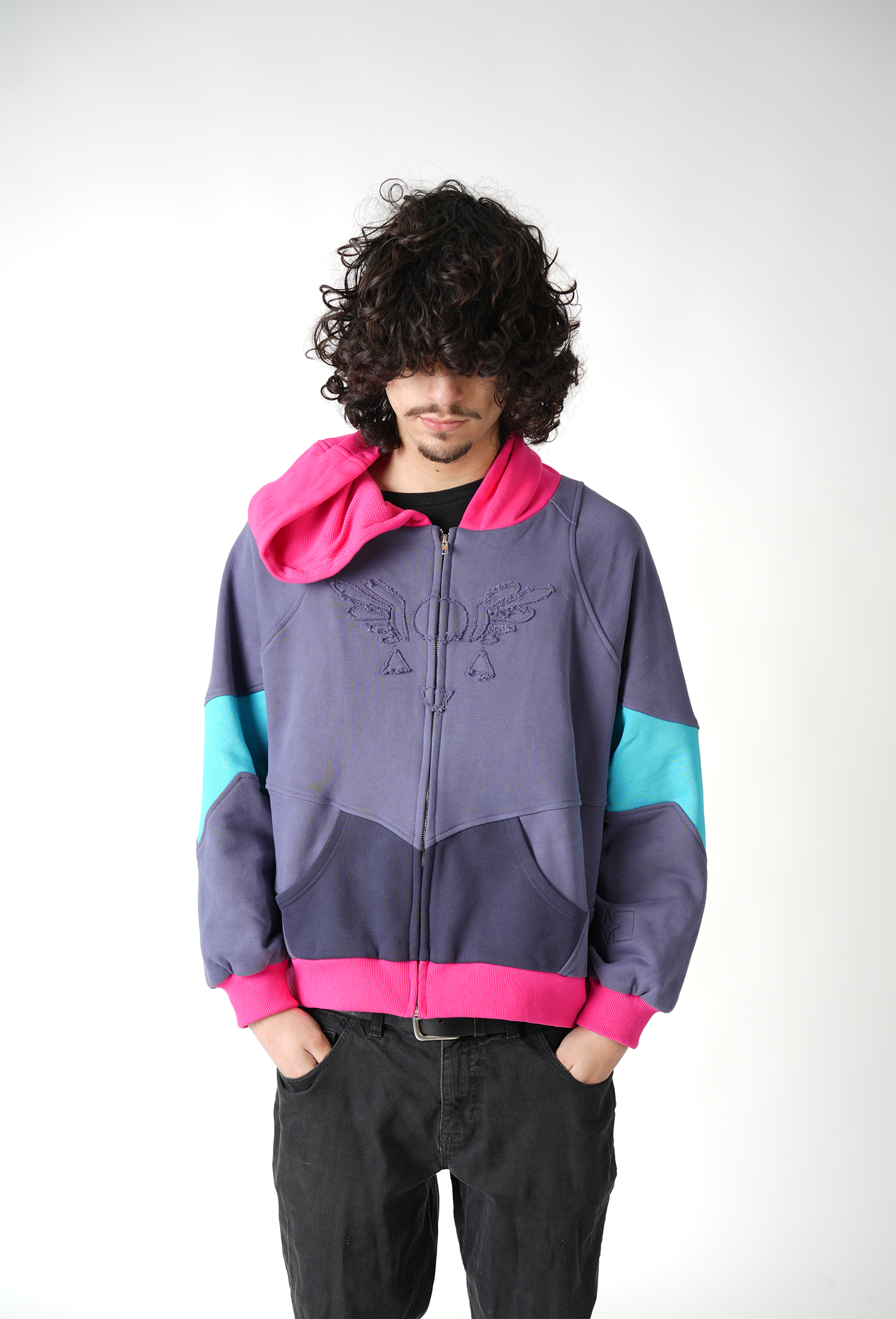  DW HOODIE