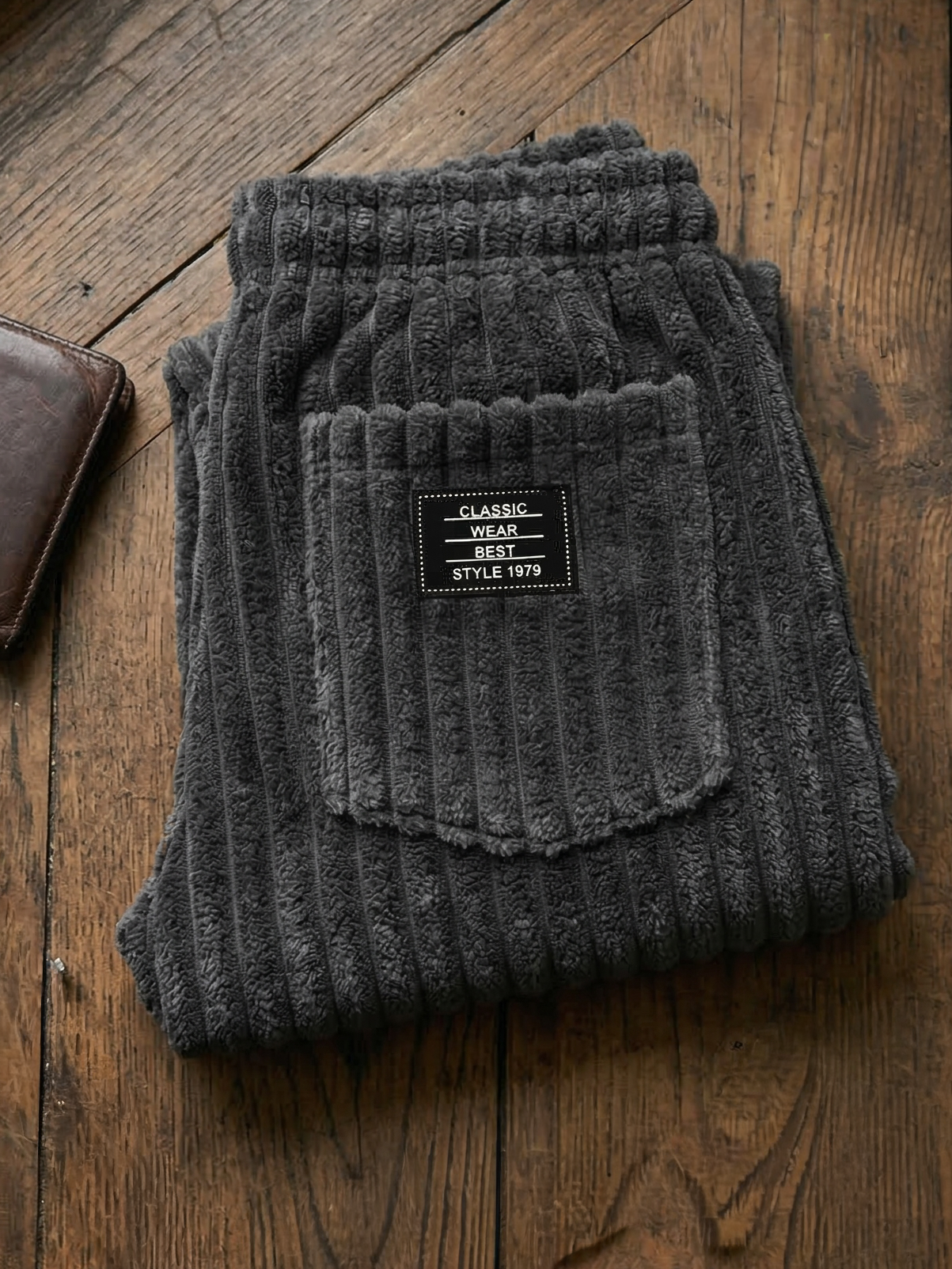 Men's Vintage Corduroy Shorts - Embroidered Comfort Fit Casual Bottoms