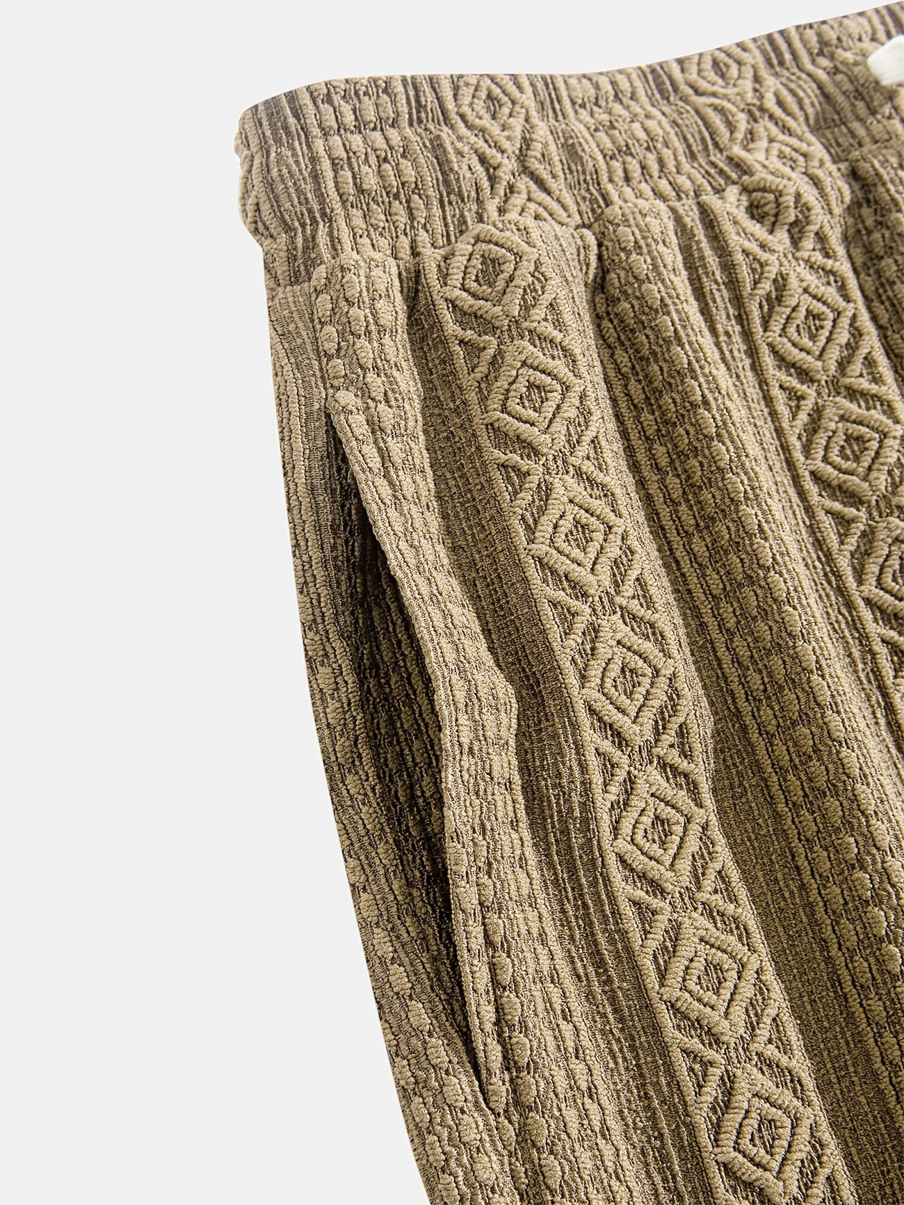 Men's Jacquard Textured Embroidered Logo Casual Shorts