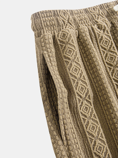 Men's Jacquard Textured Embroidered Logo Casual Shorts