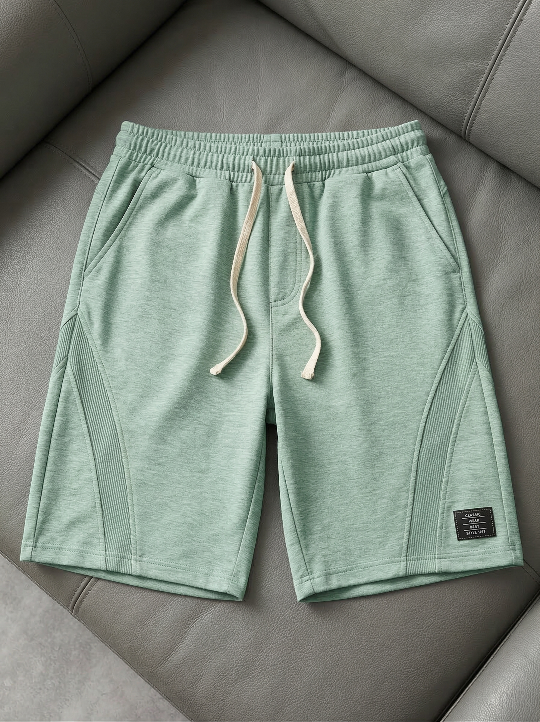 Men's Casual Deconstructed Shorts Embroidered Logo Multi-Pocket Design