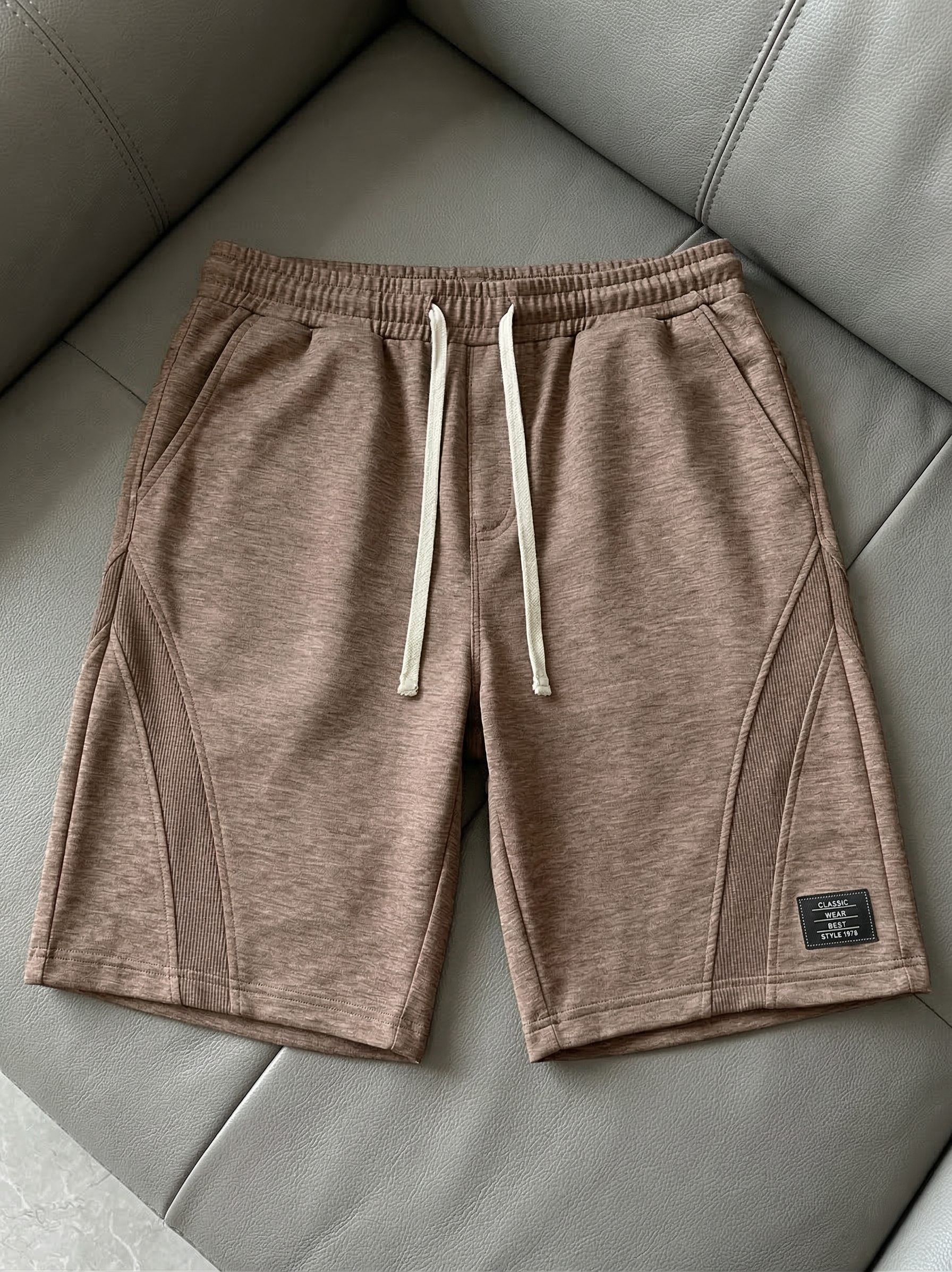 Men's Casual Deconstructed Shorts Embroidered Logo Multi-Pocket Design