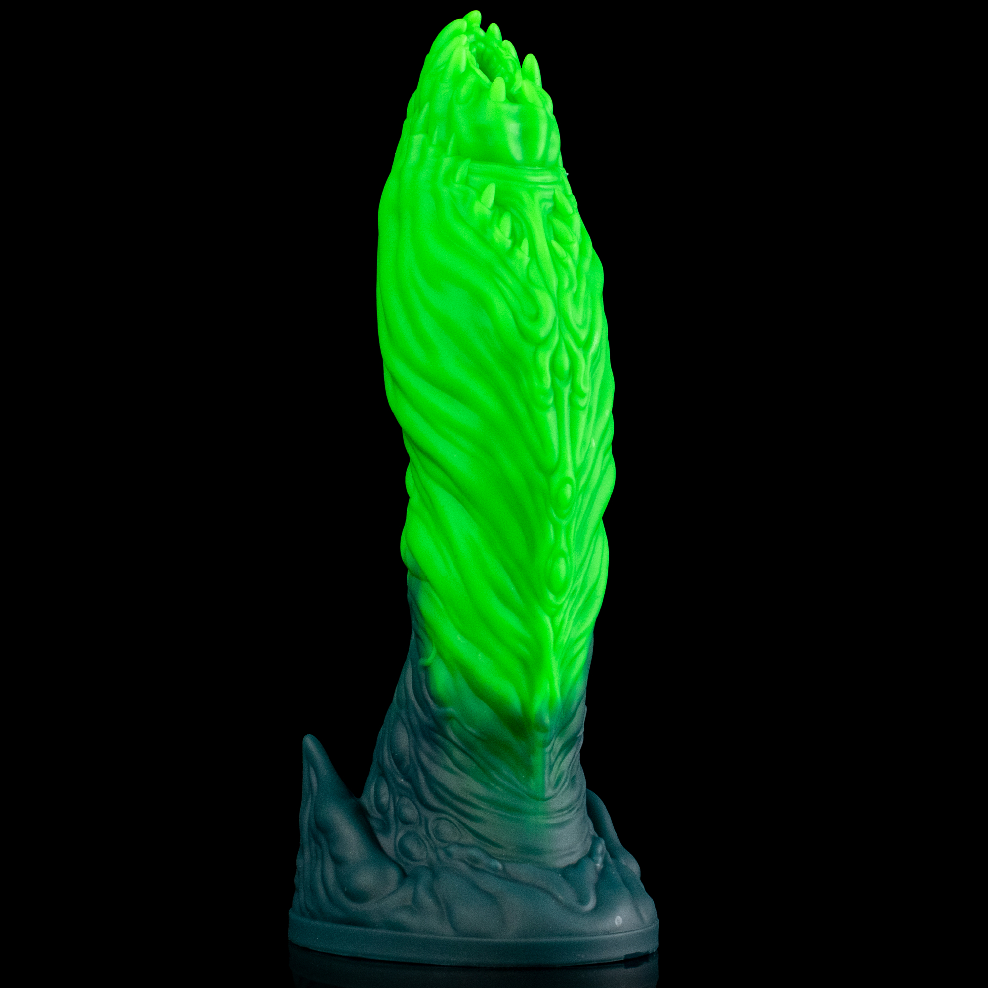 Glow Predator - Spiral Ribbed Bioluminescent Alien Dildo | Korym