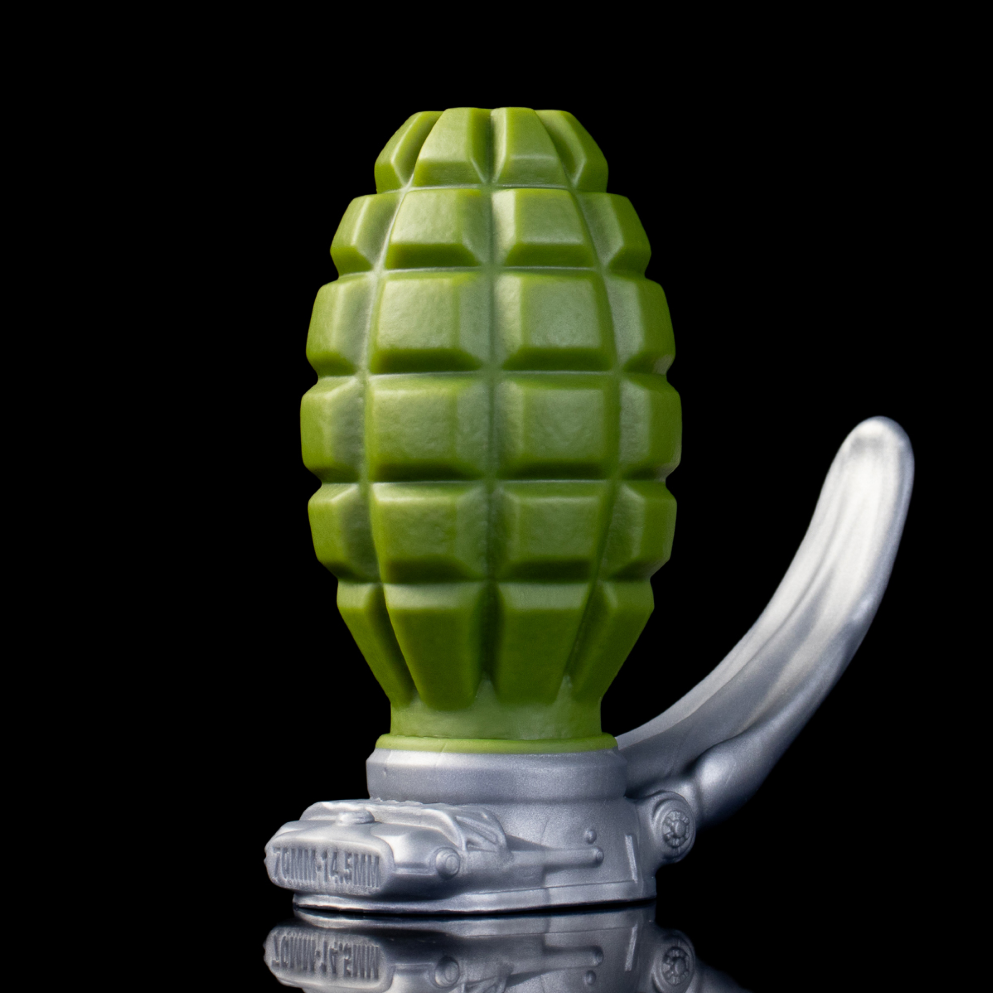 Wasteland Grenade Relic - Olive Armor Mechanical Fantasy Toy