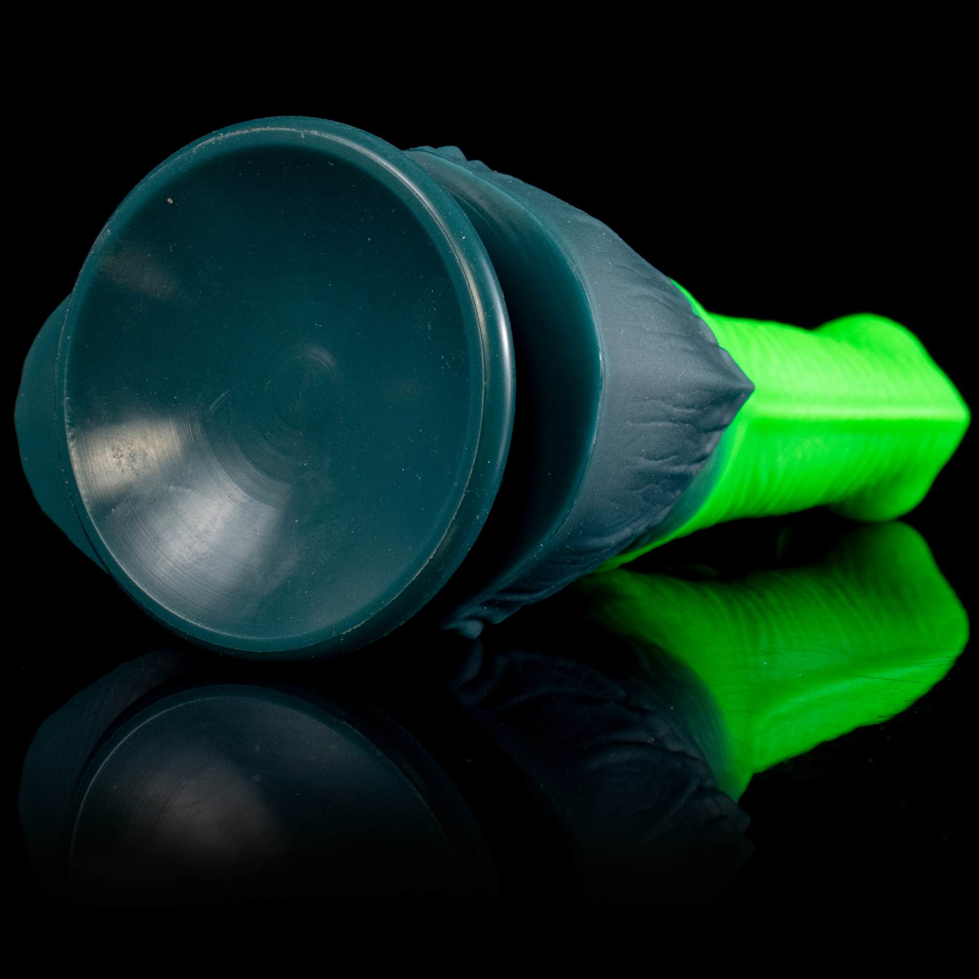 Glow Watcher - Ocular Textured Bioluminescent Alien Dildo | Korym