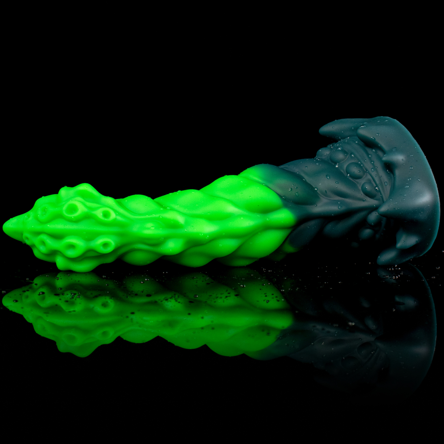 Glow Spore - Spiral Growth Textured Bioluminescent Alien Dildo | Korym