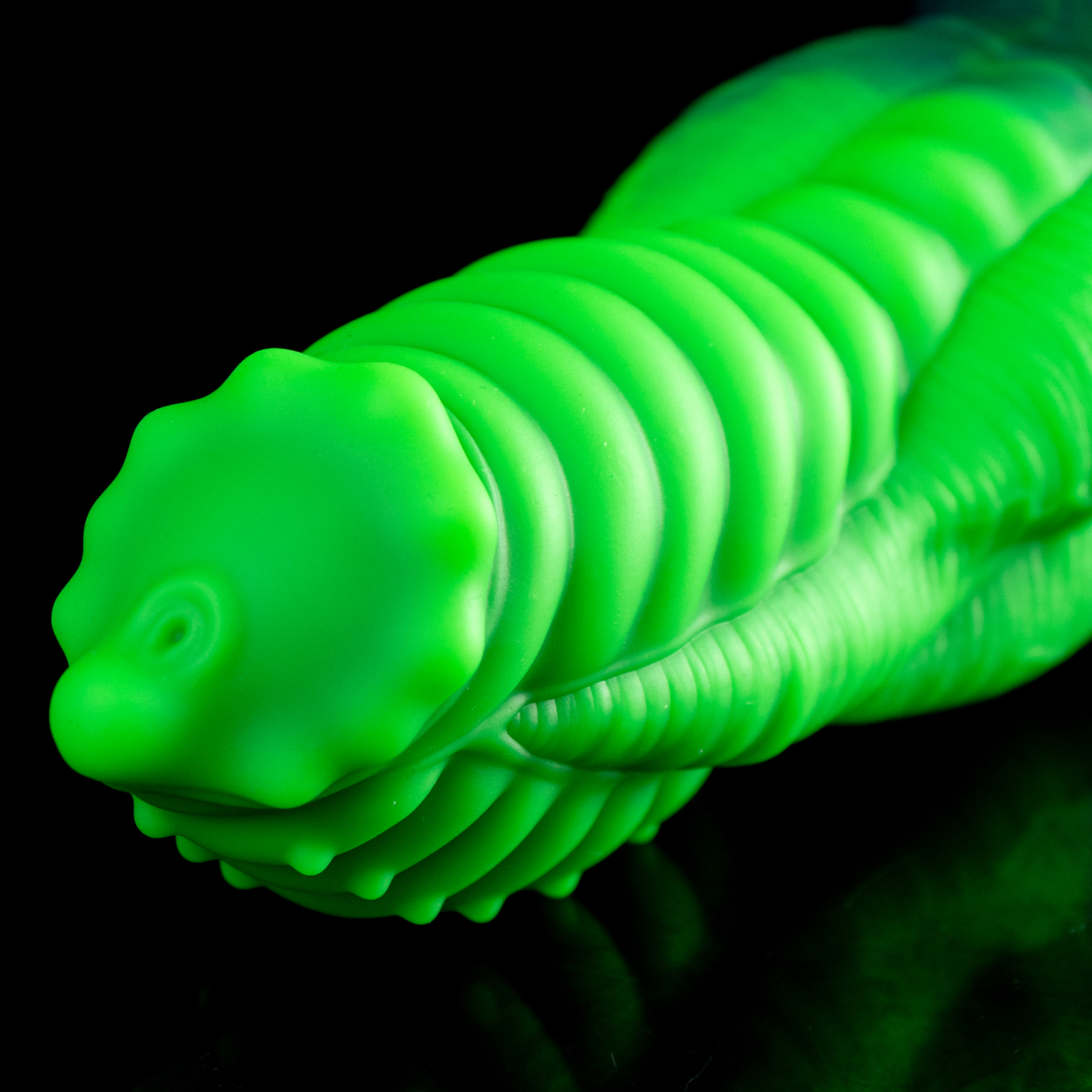 Star-Tide Steed - Segmented Spined Bioluminescent Alien Dildo | Korym
