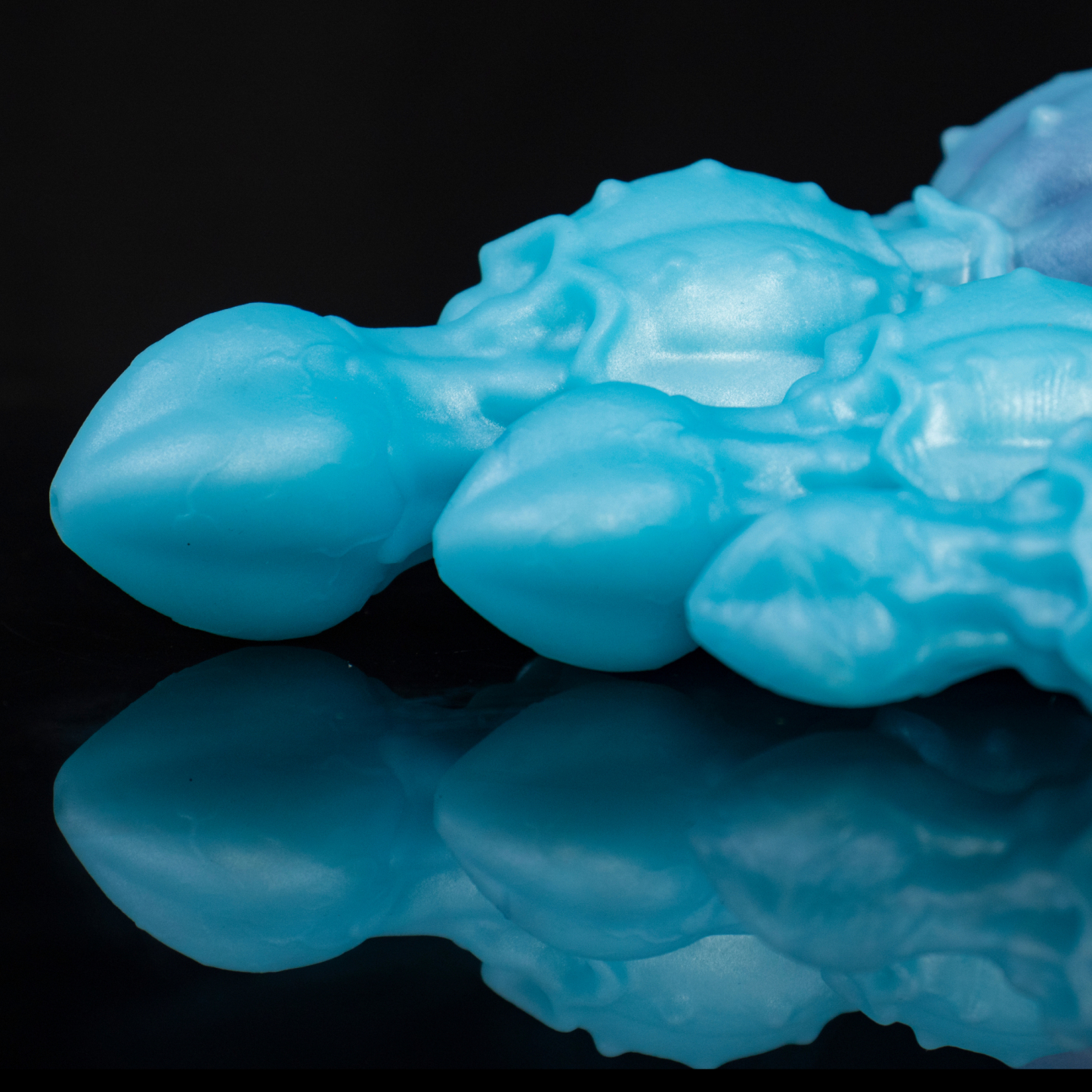 Pearl of the Myco-Web—Textured Mycelium Silicone Dildo