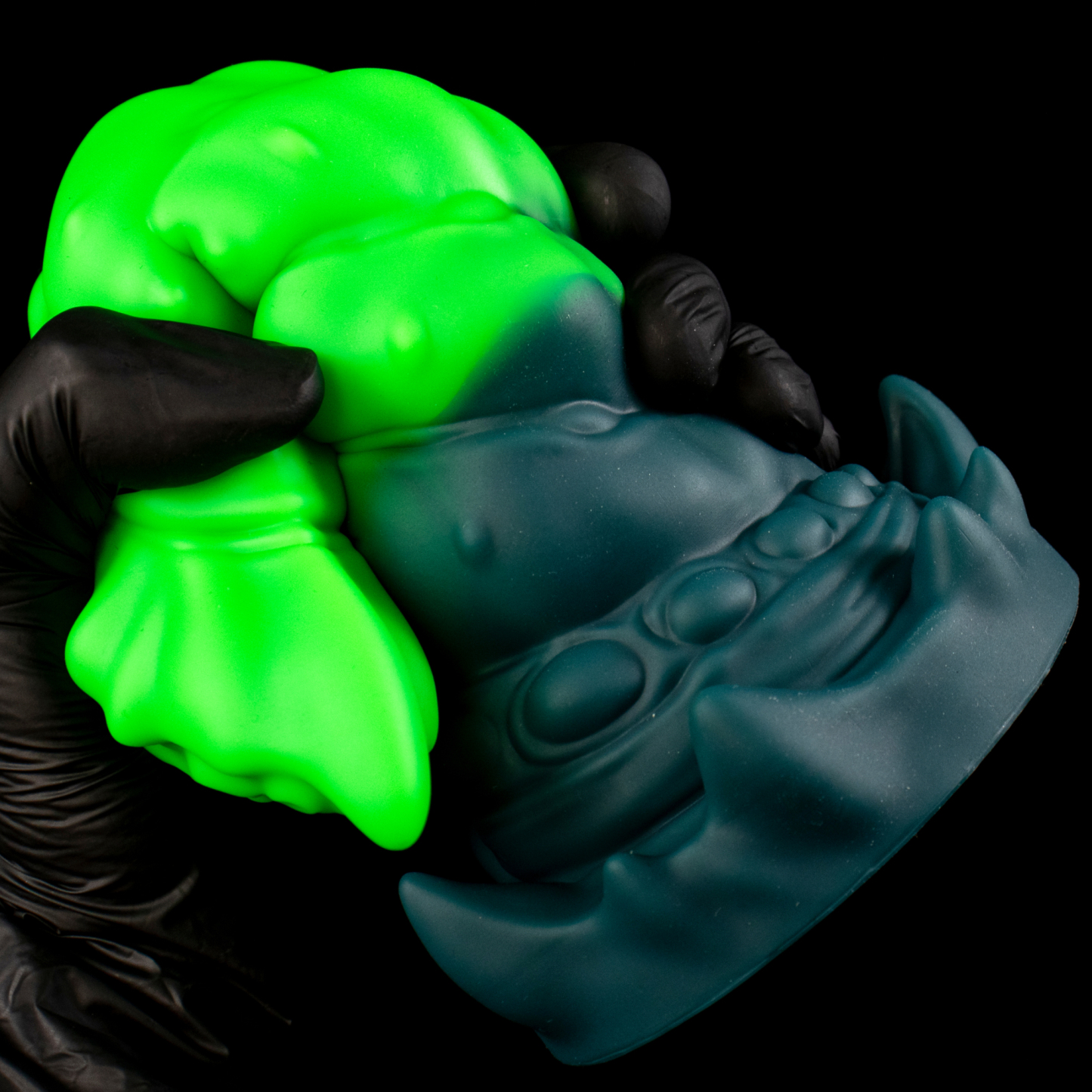 Glow Spore - Spiral Growth Textured Bioluminescent Alien Dildo | Korym