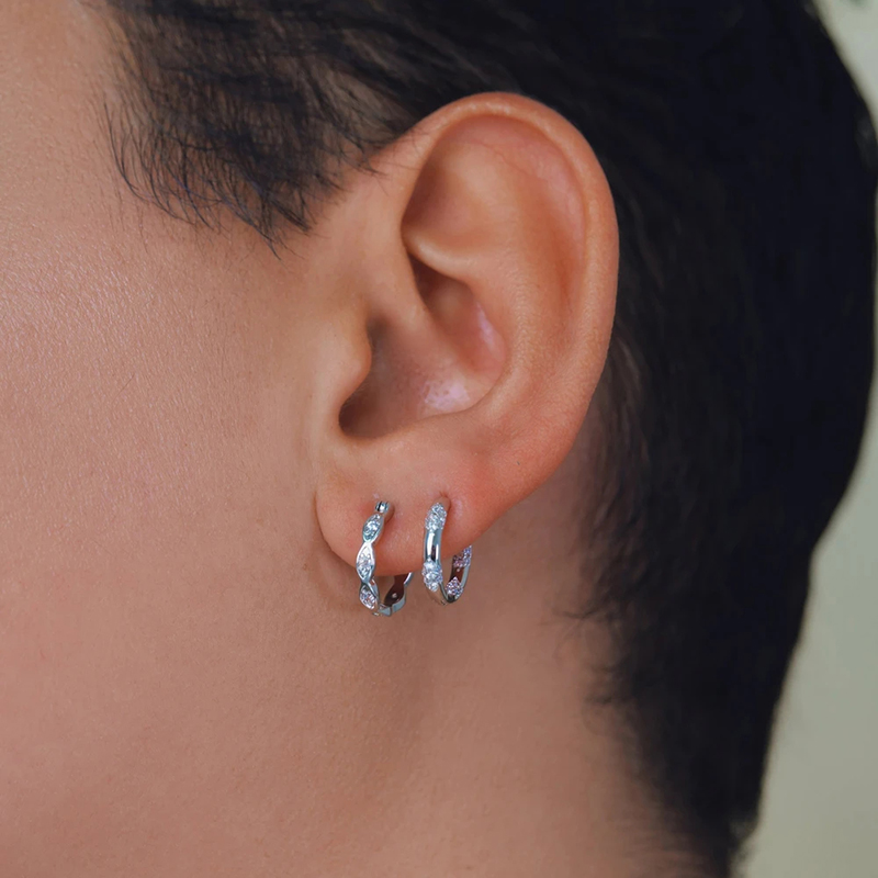 Irregular Metal Pleated Earrings for Women New Aesthetics Gold Color Ear Piercing Earrings Party Jewelry