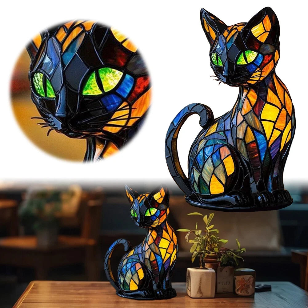 Ta urocza lampka w kształcie kota wniesie do każdego pomieszczenia ciepłą atmosferę dzięki mruczeniu.