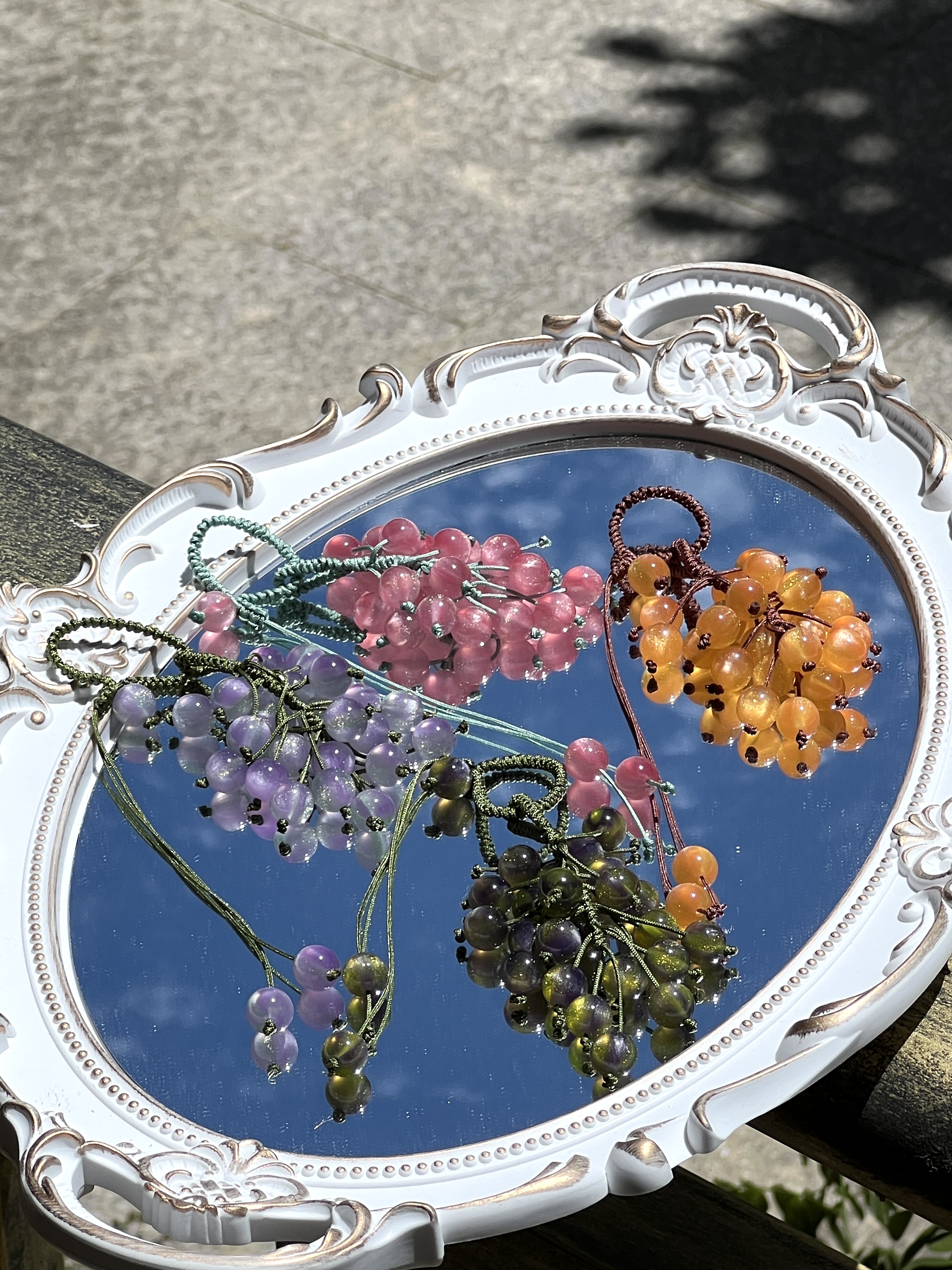 Aurora Grapes UV Color Changing Charm 10mm 