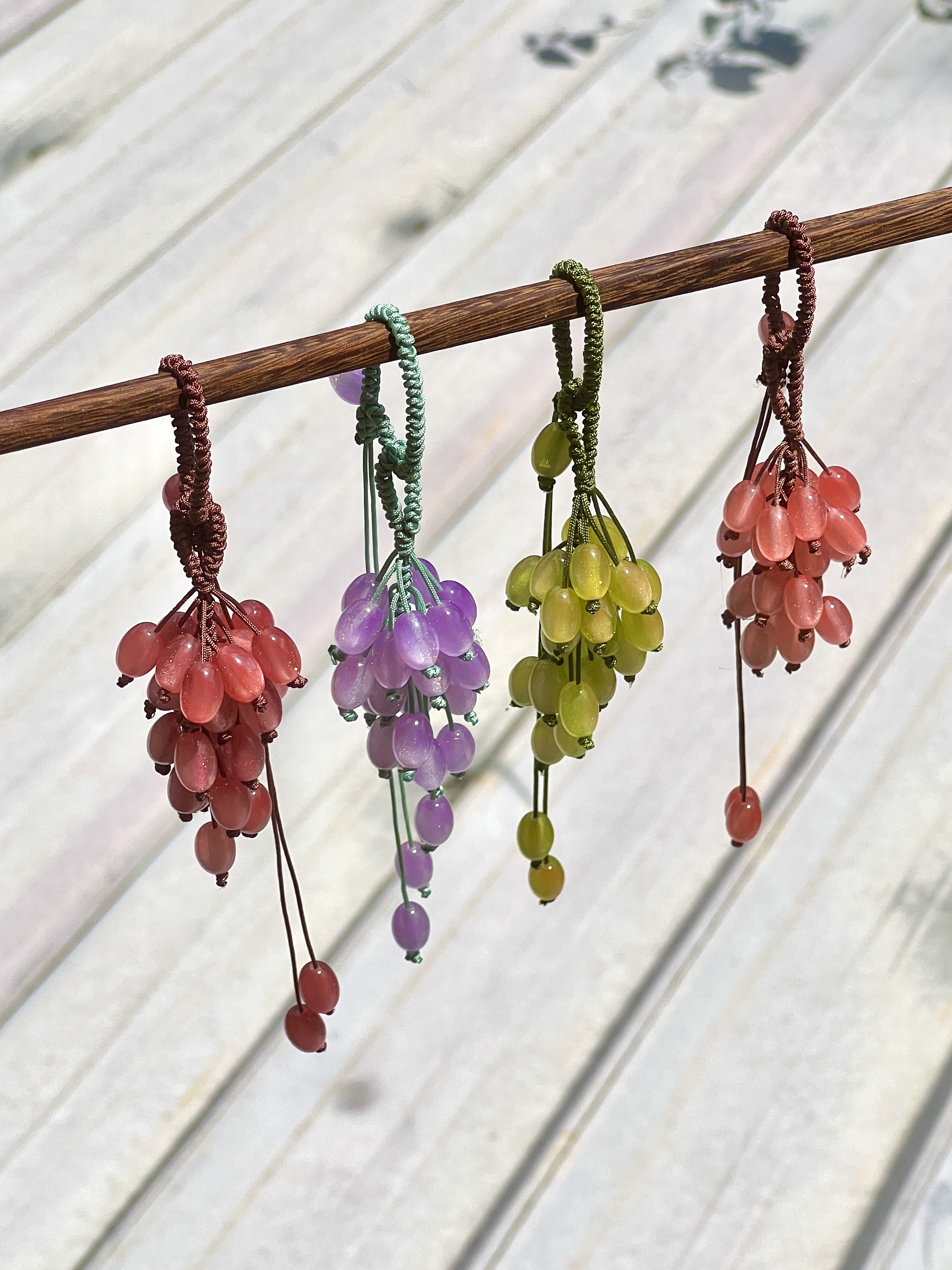 Aurora Seedless Grapes UV Color Changing Charm 