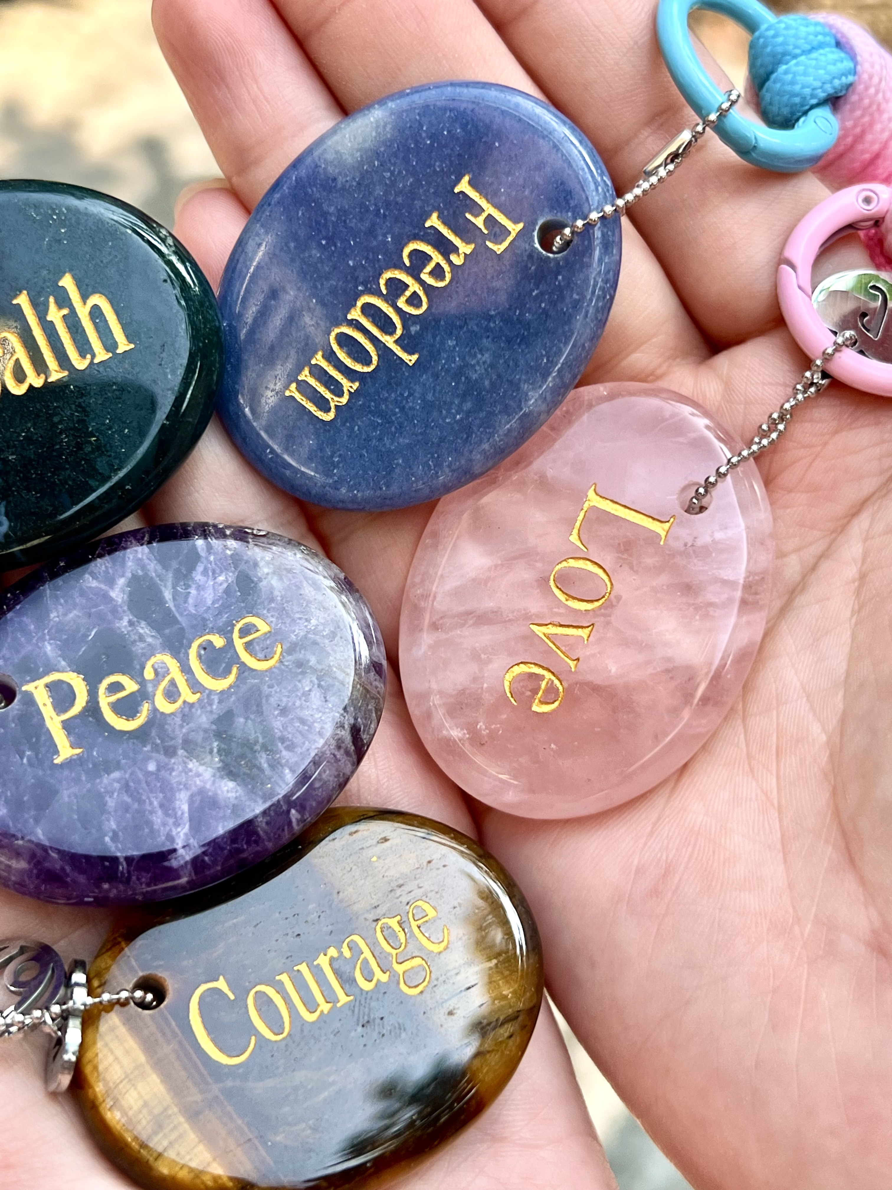 【Customizable】Palm Stone Energy Pendant