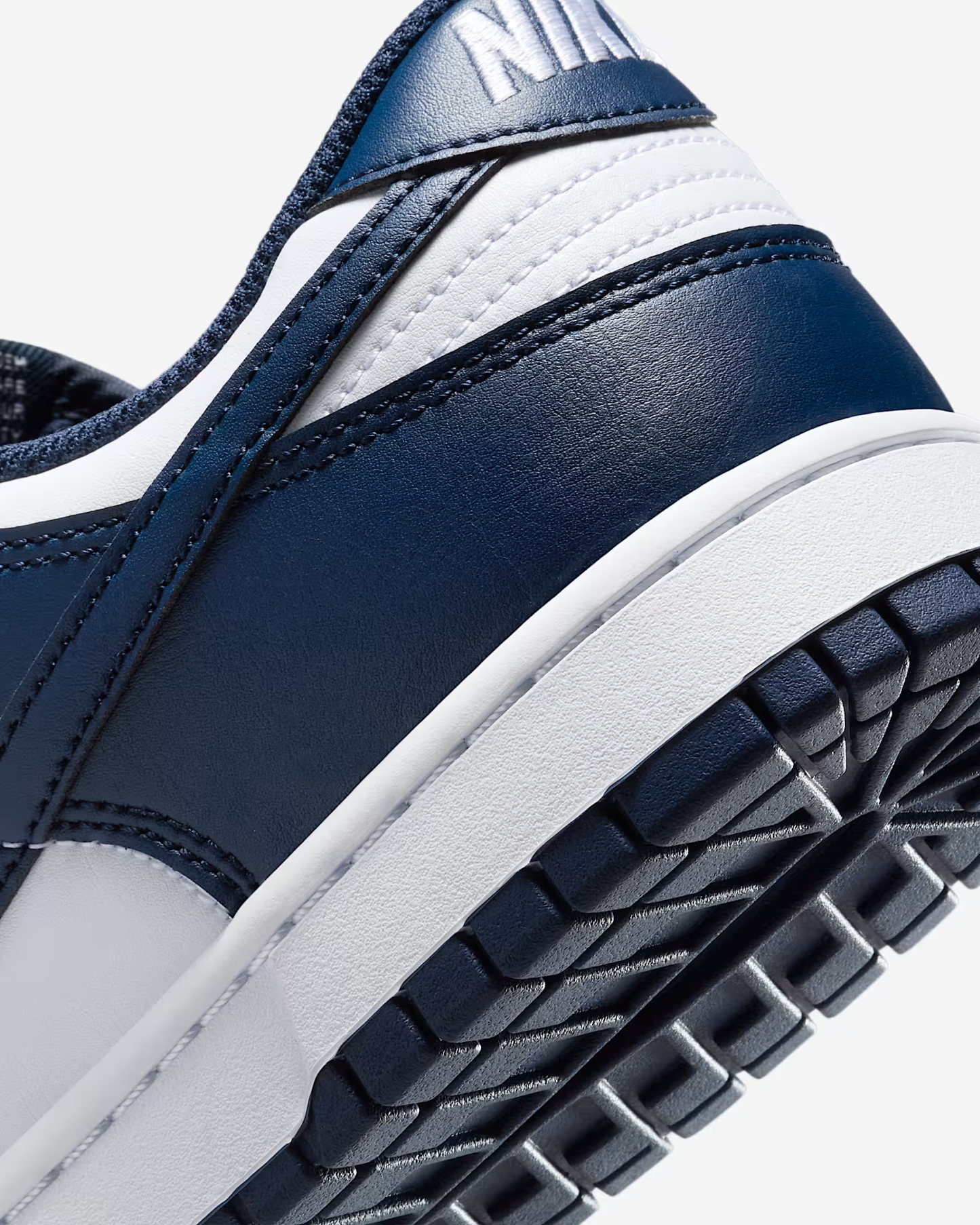 Nithtke Dunk Low Retro Fehér/Fehér/Midnight Navy
