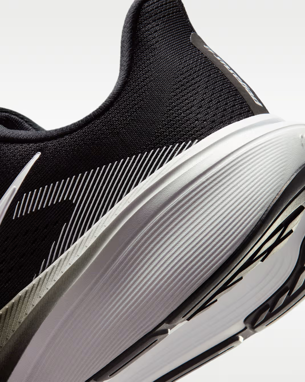 Nithtke Pegasus 42 Men's Road Running Shoes