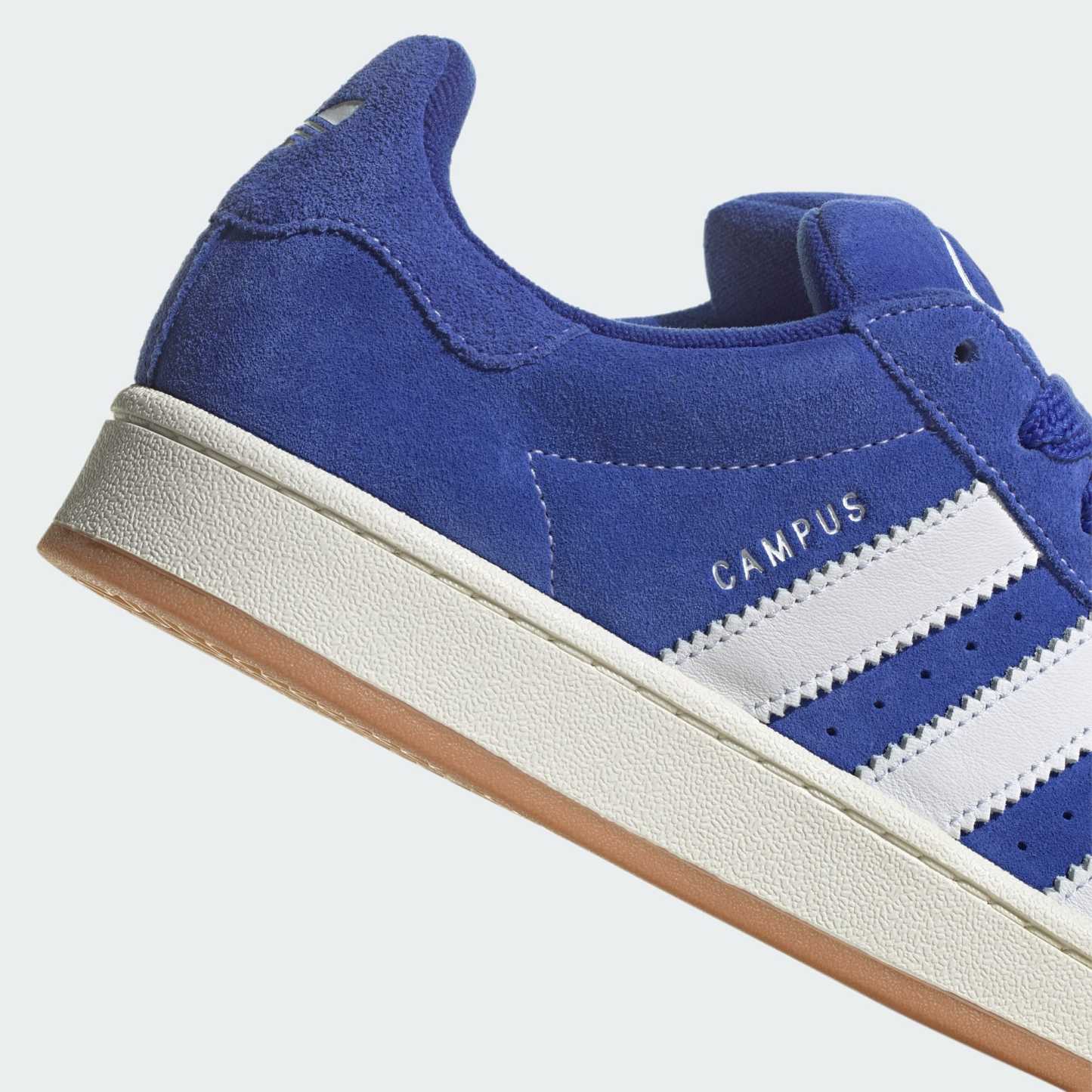 Adithtdas Camthtpus 00s Lucid Blue Cloud White