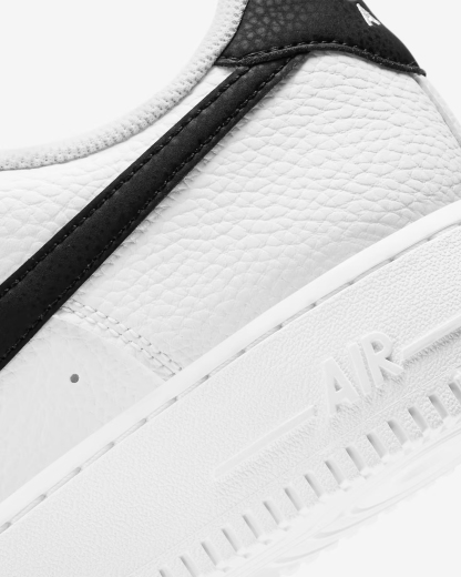 Nithtke Air Force 1 '07 White Black Pebbled Leather
