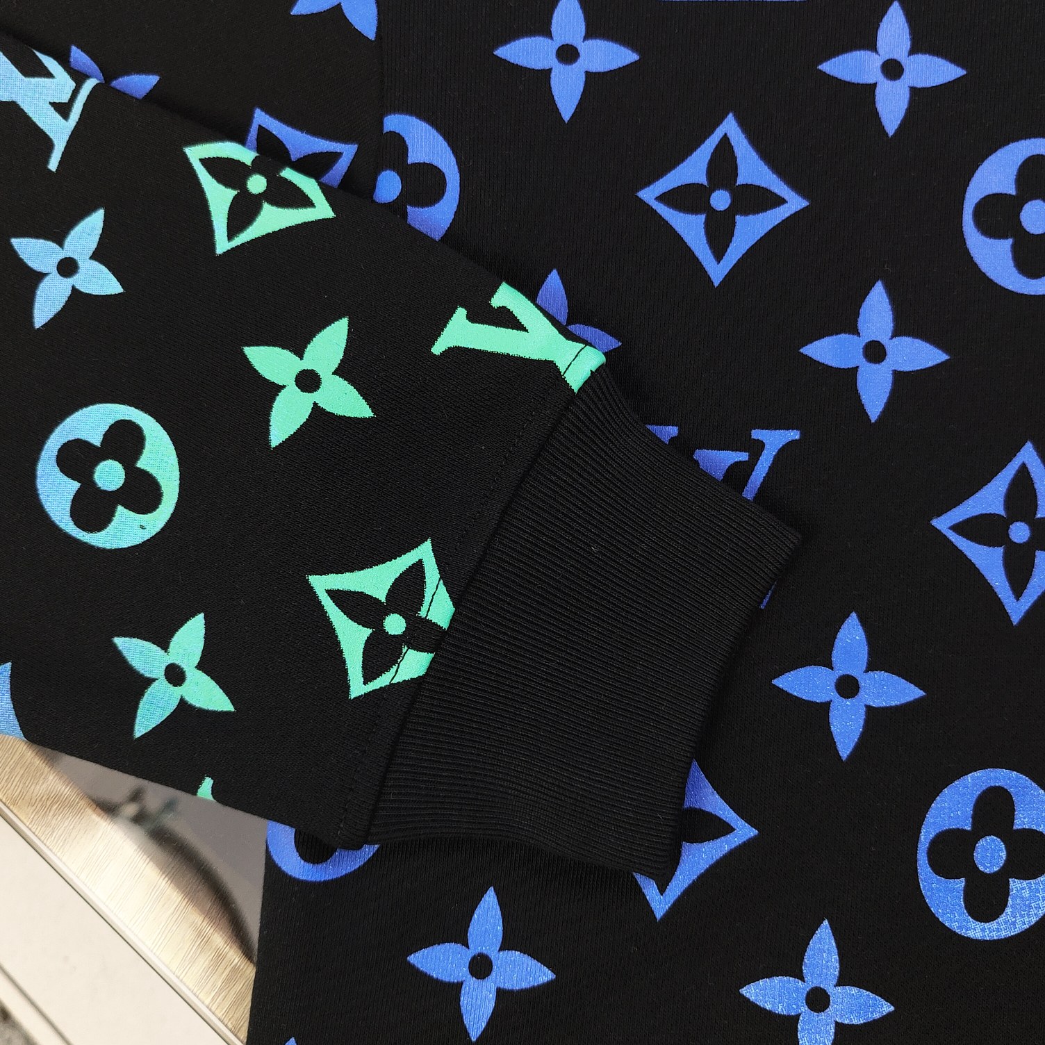 L T-Shirt New Style 0111
