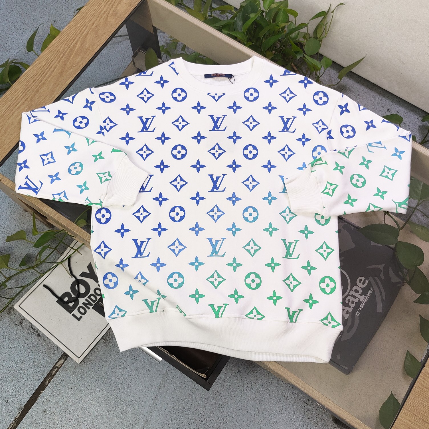 L T-Shirt New Style 0111