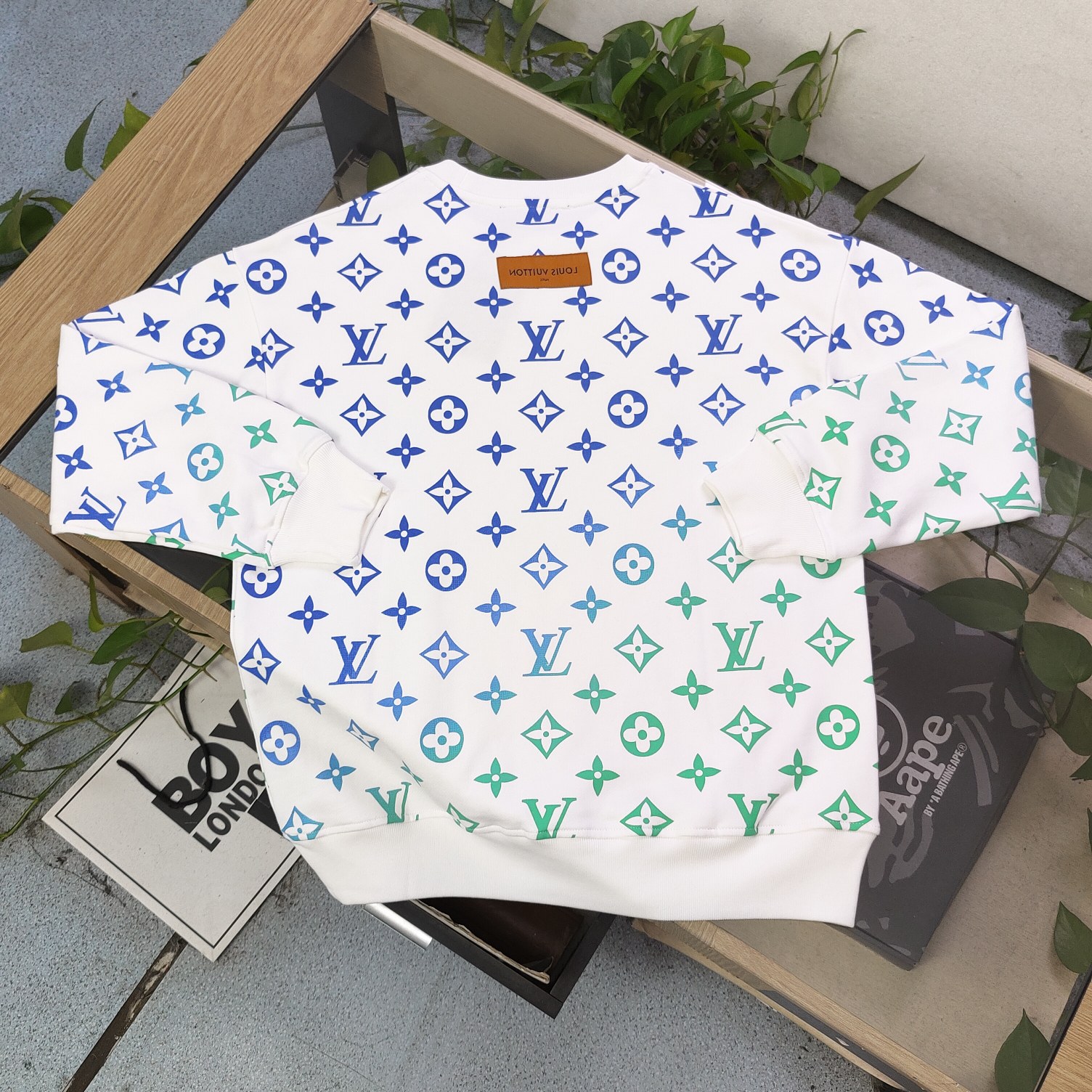 L T-Shirt New Style 0111
