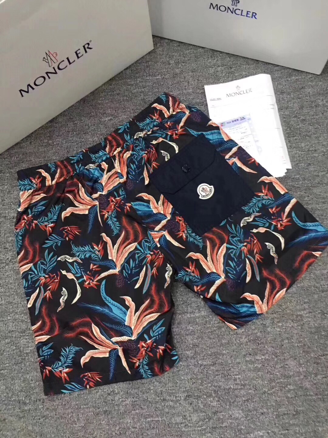 Mon New Arrival Short 0020