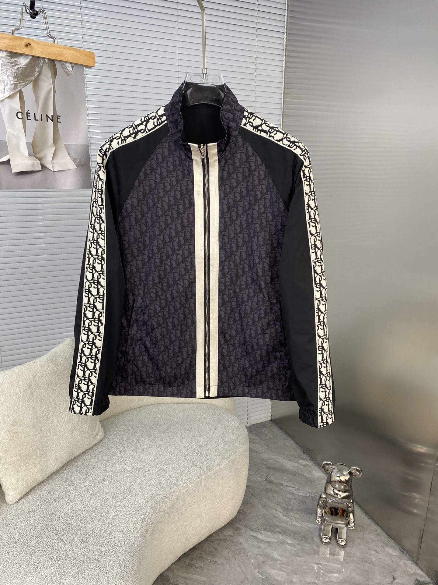DO Jacket 0010