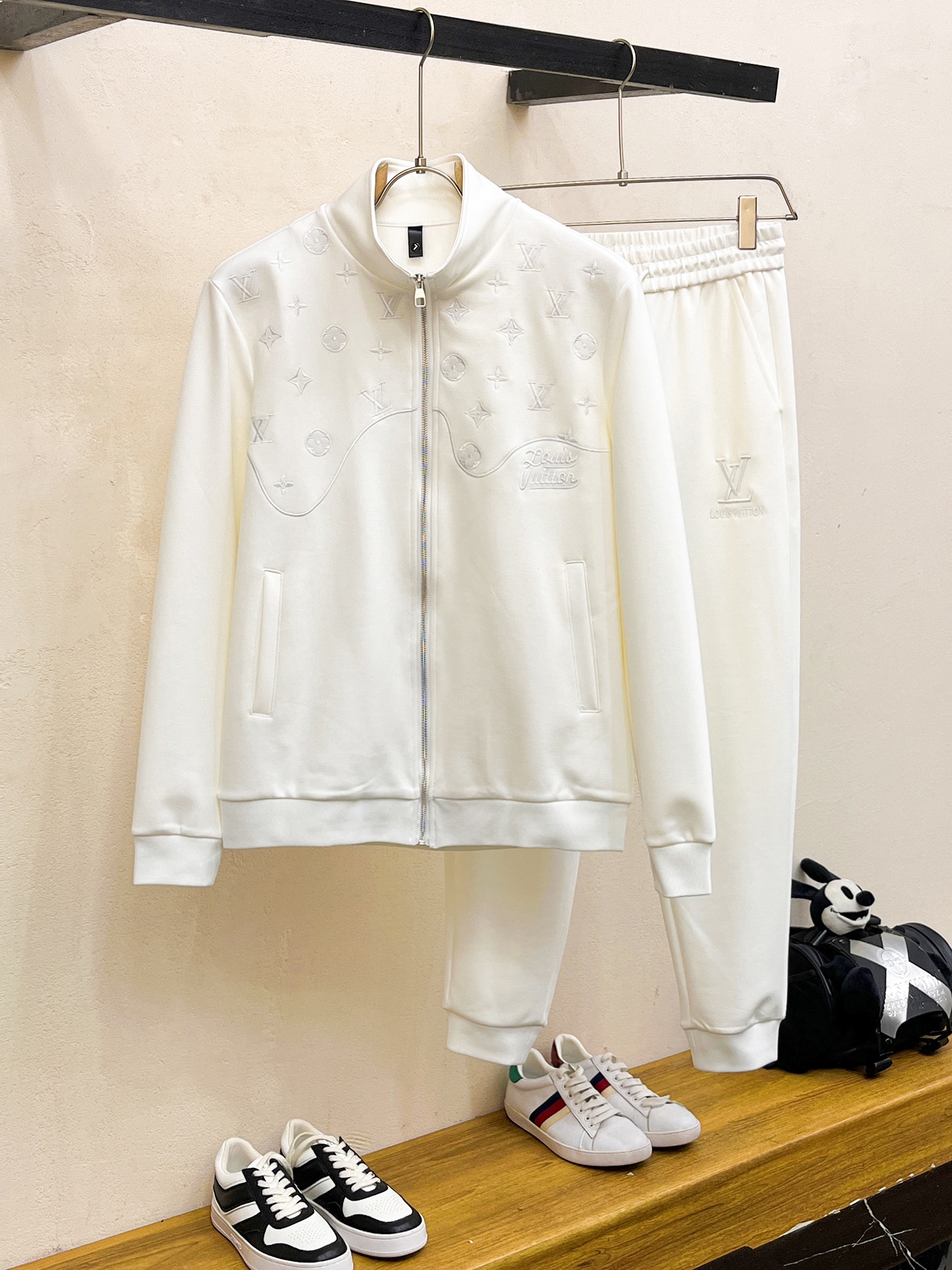 L New Arrival Hoodie 0042