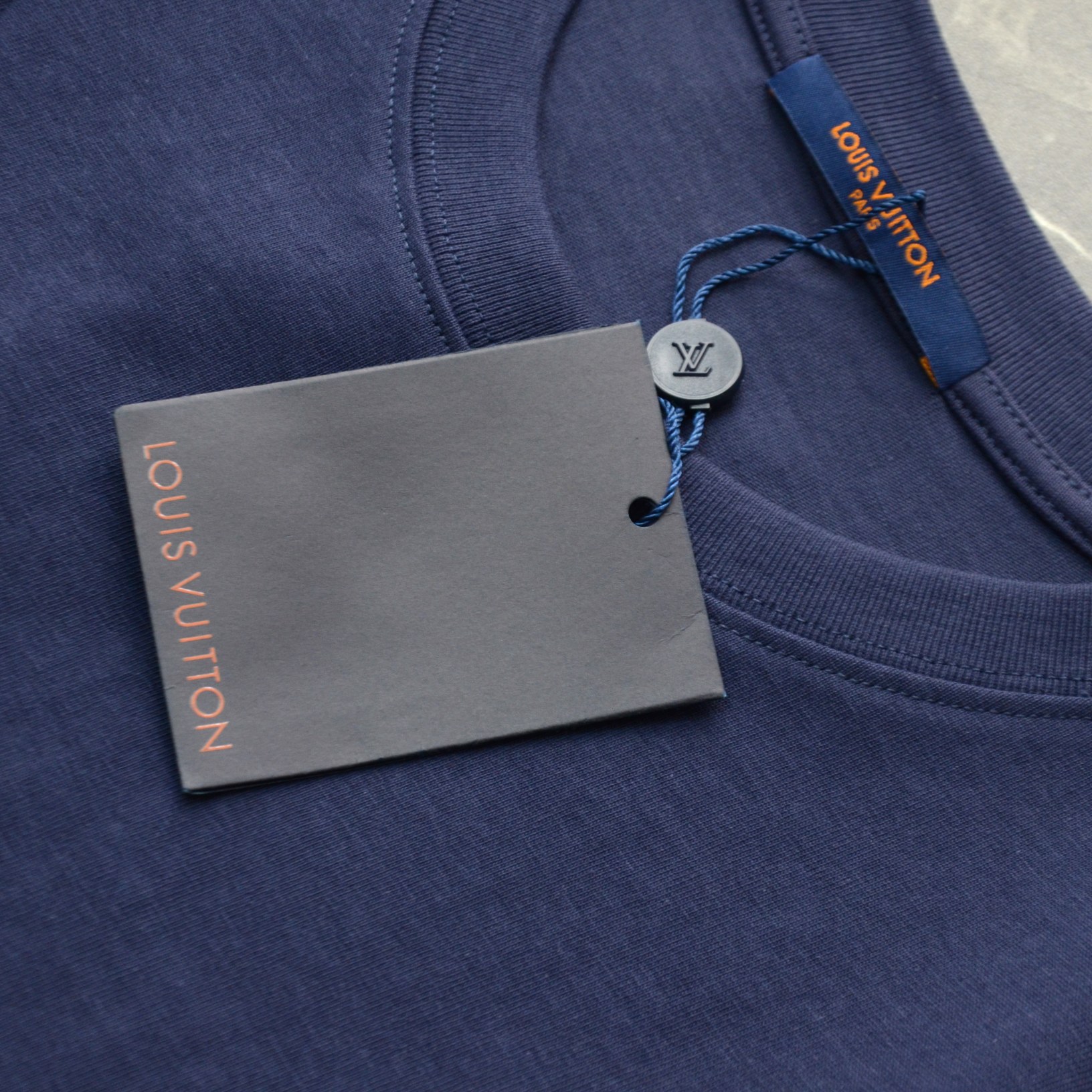 L T-shirt 011