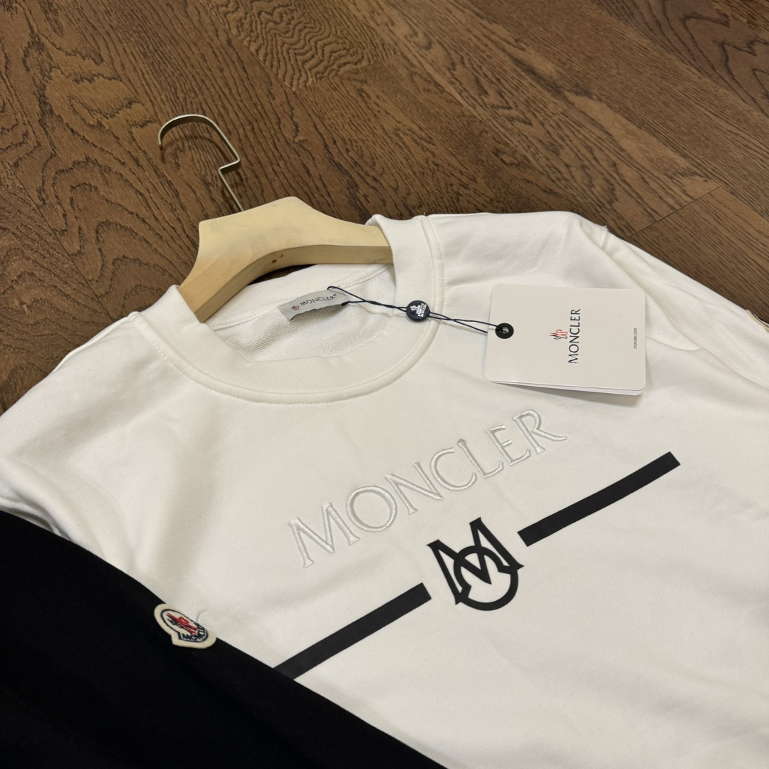 Mon Hoodie 010