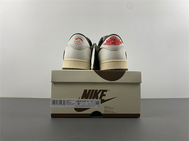 Travis Scott x Air Jordan 1 Low OG DM7866-200