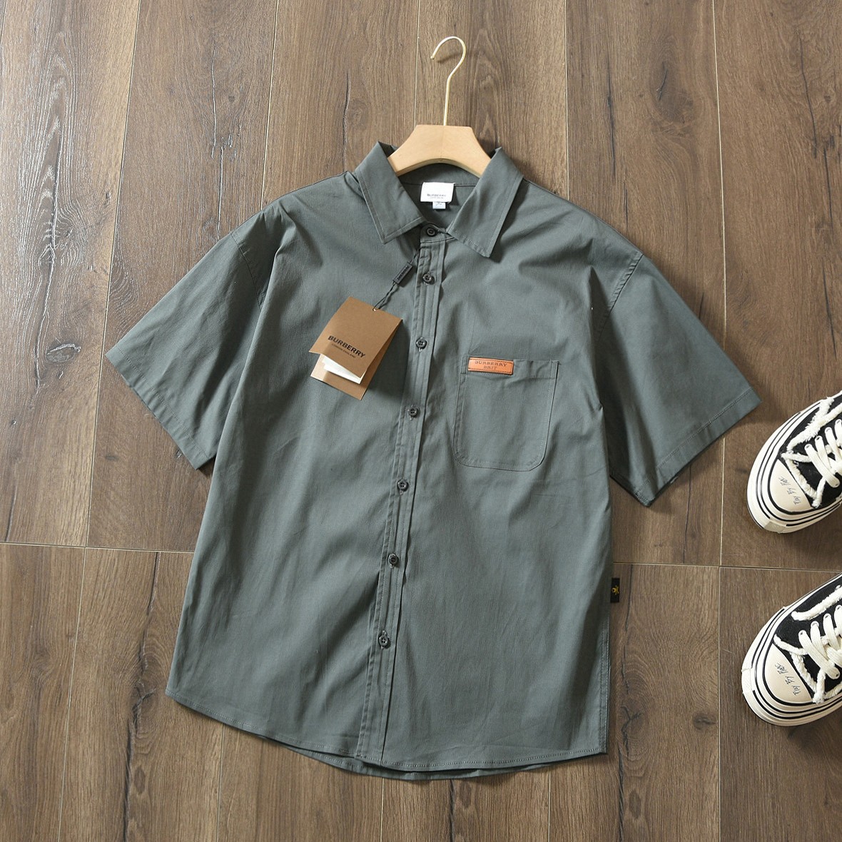 BB men's short sleeve shirt