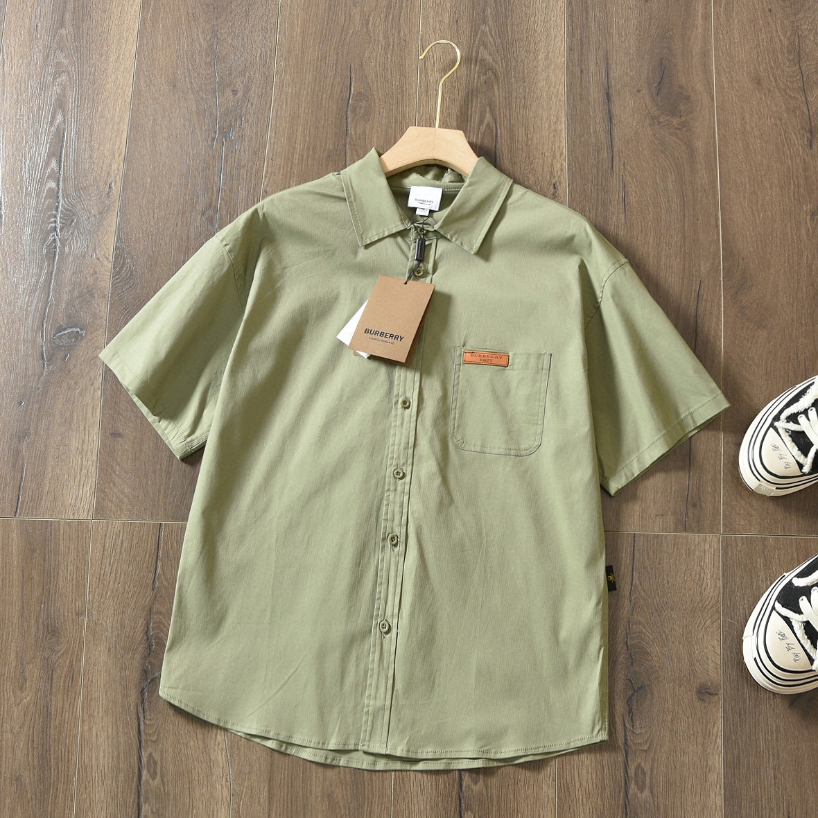 BB men's short sleeve shirt