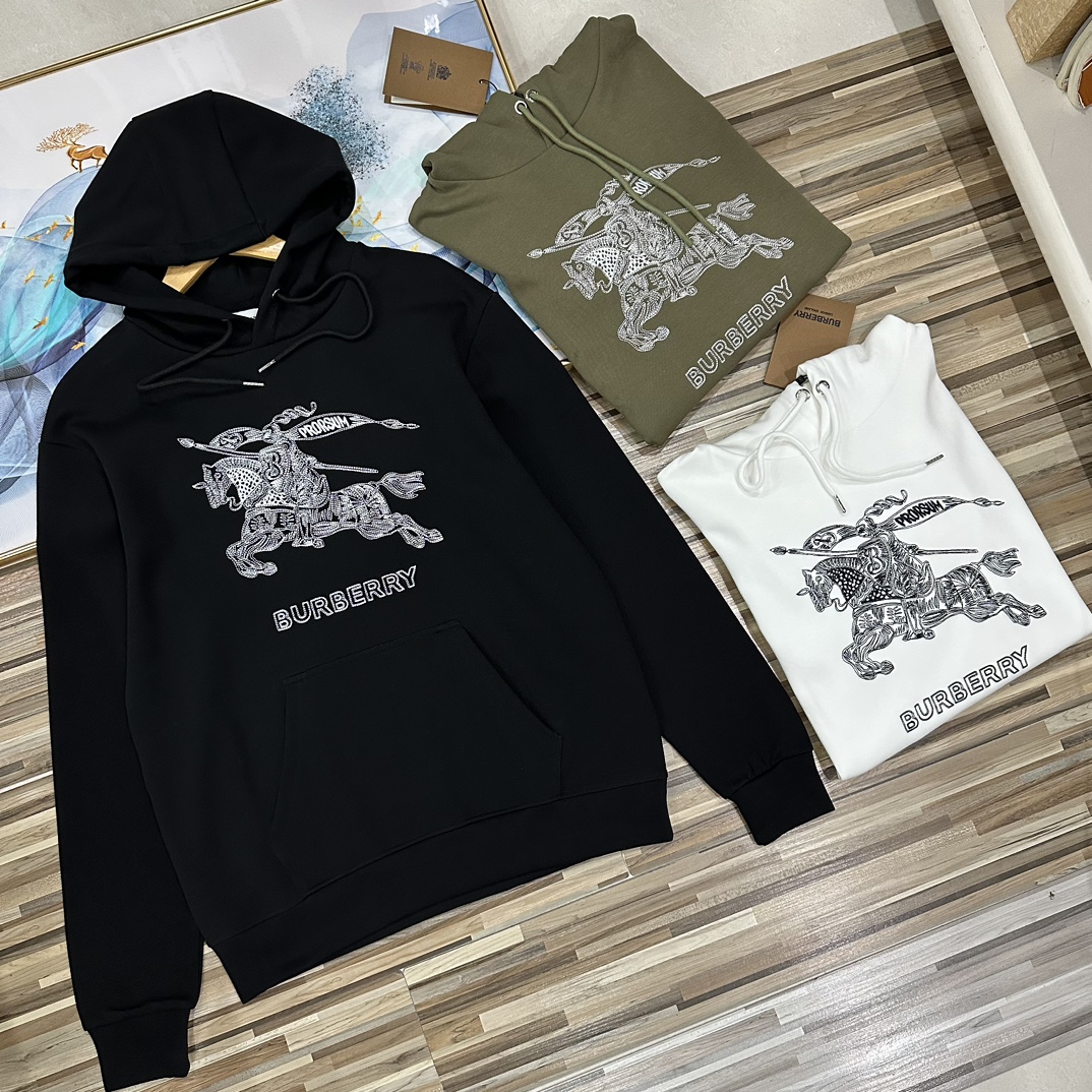 BB war horse sweatshirt with BB lettering embroidery on the chest man and women hoodies