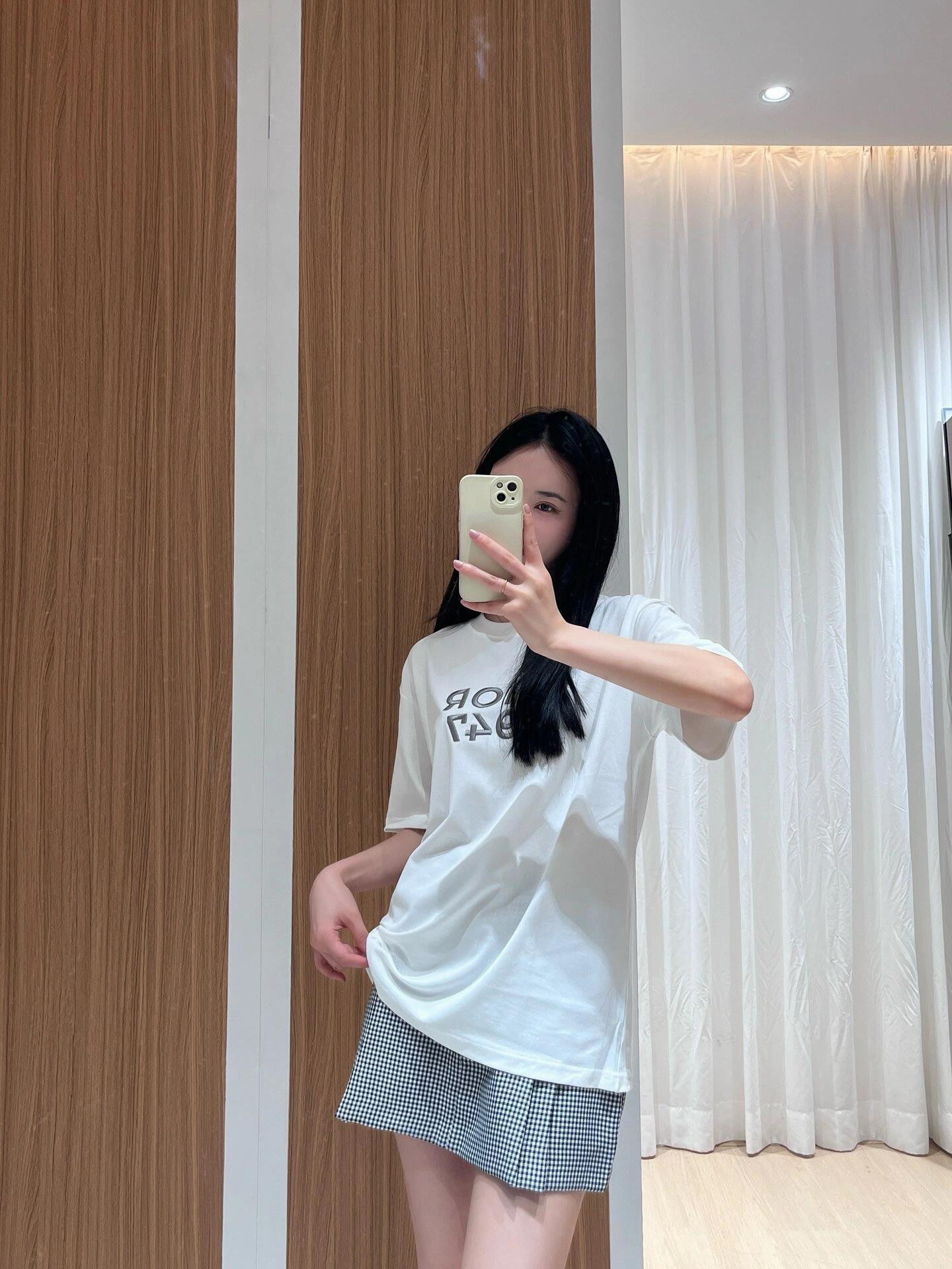 D Tshirt New 0024