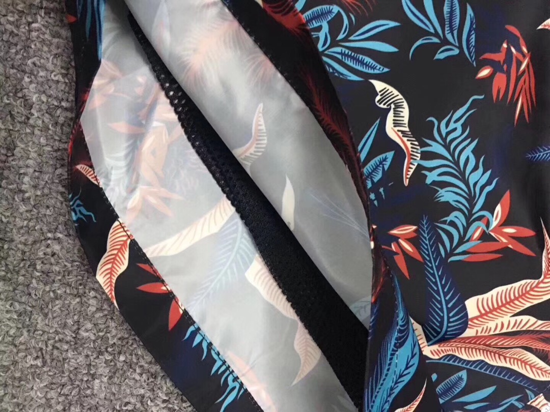 Mon New Arrival Short 0020