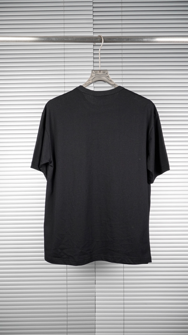 D Tshirt New 0048