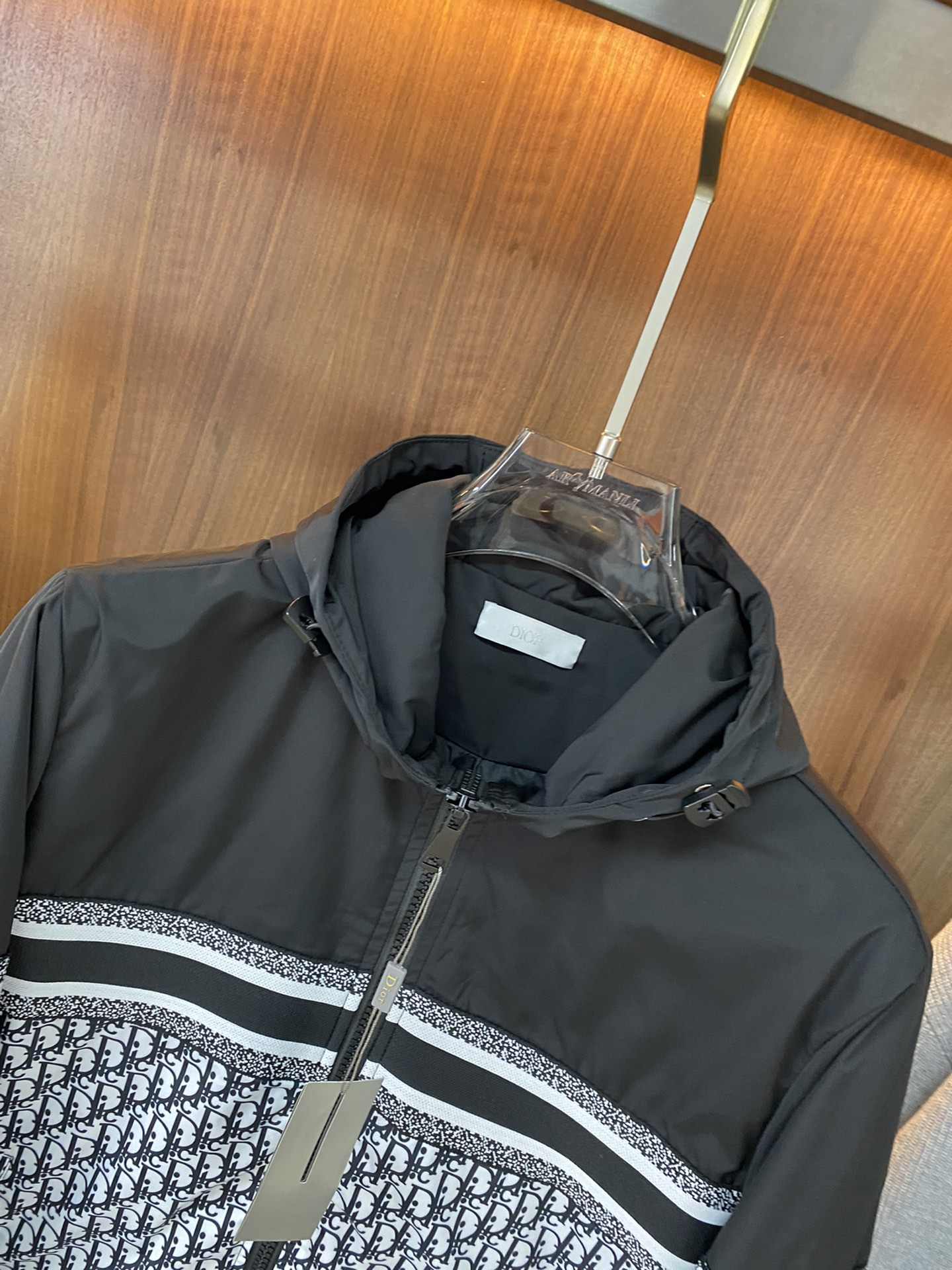 DO Jacket 0011