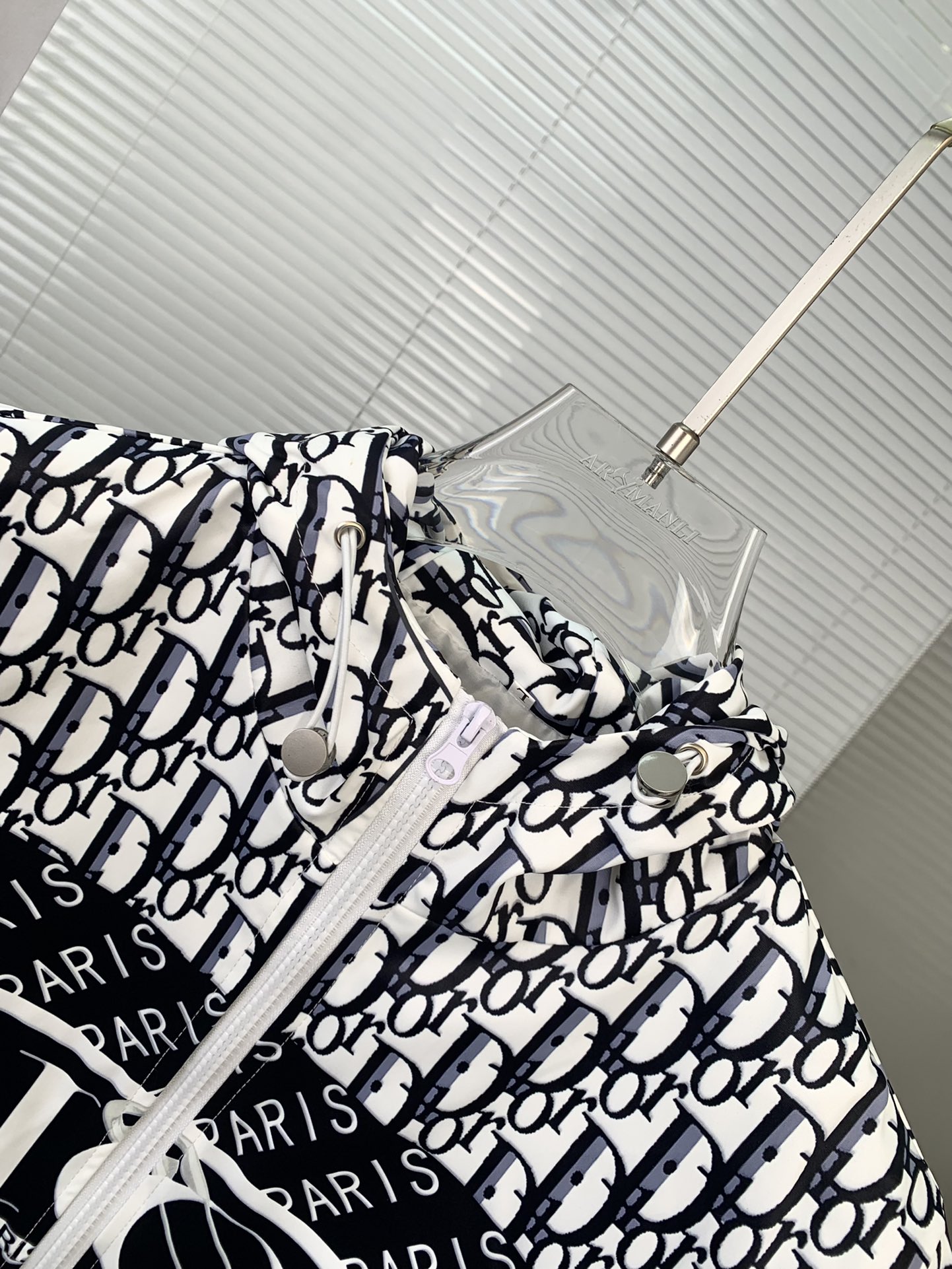 DO Jacket 0020
