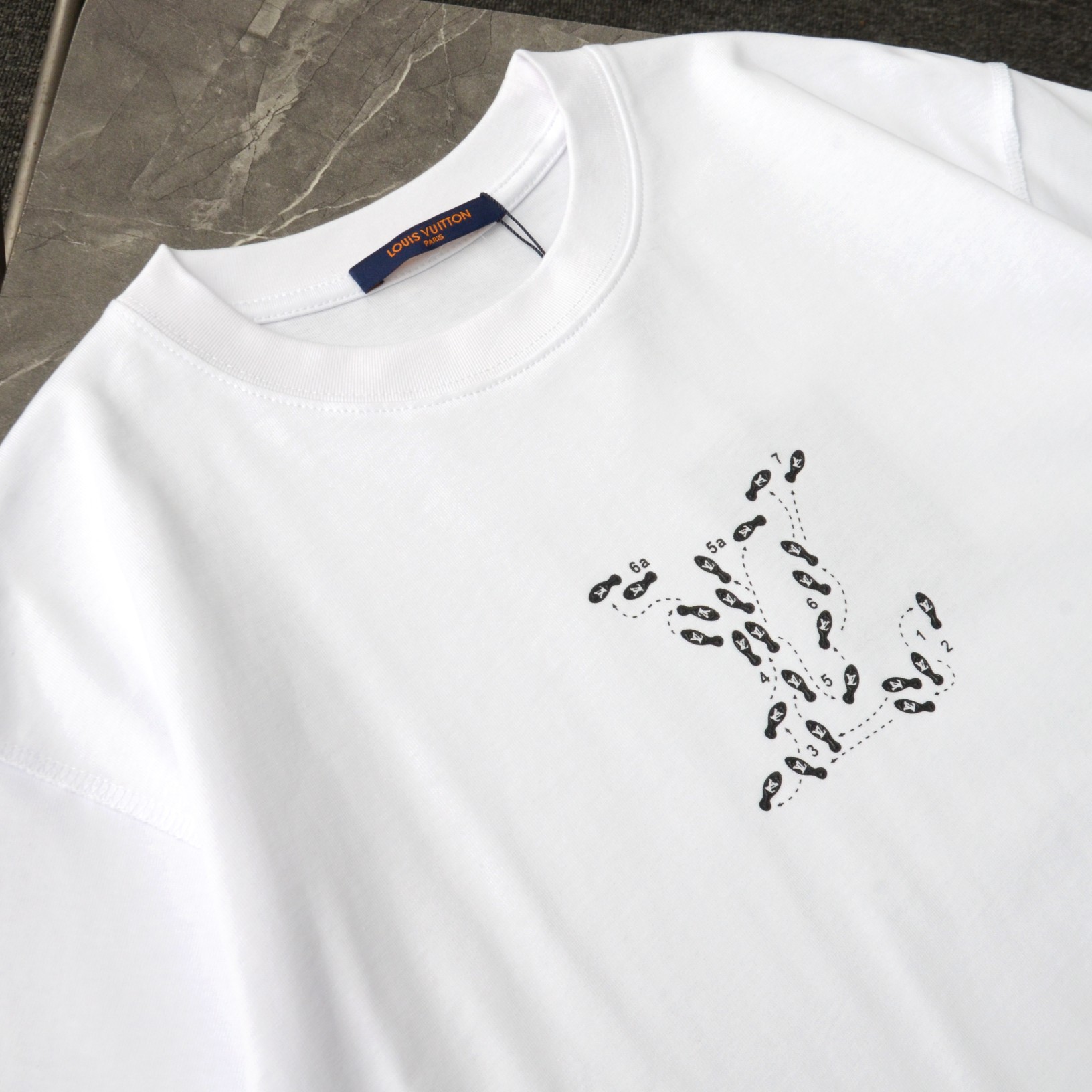 L T-shirt 020