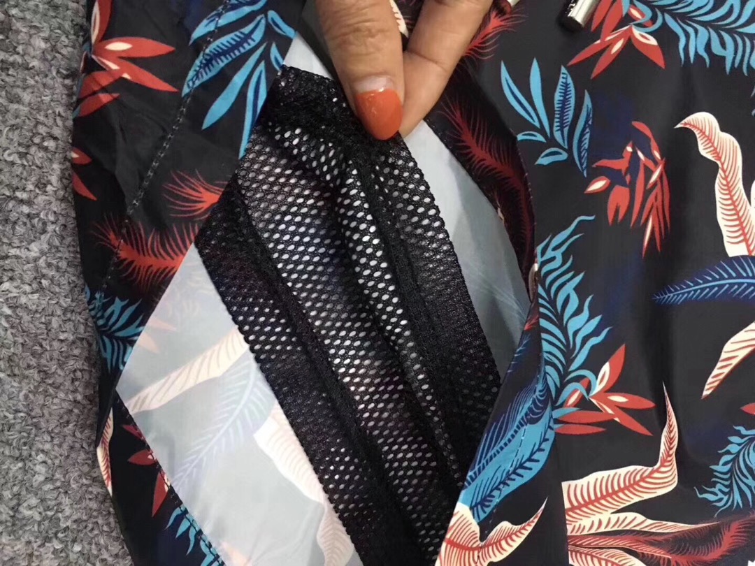 Mon New Arrival Short 0020