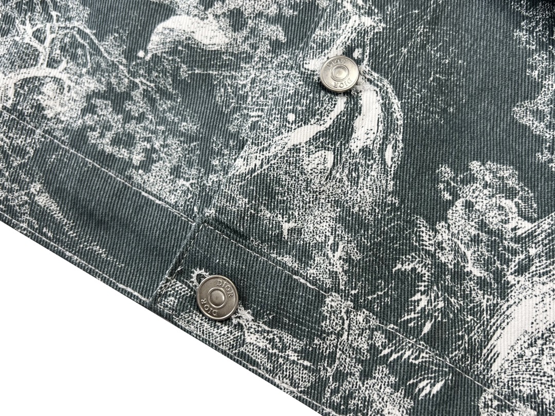 DO Jacket 0001