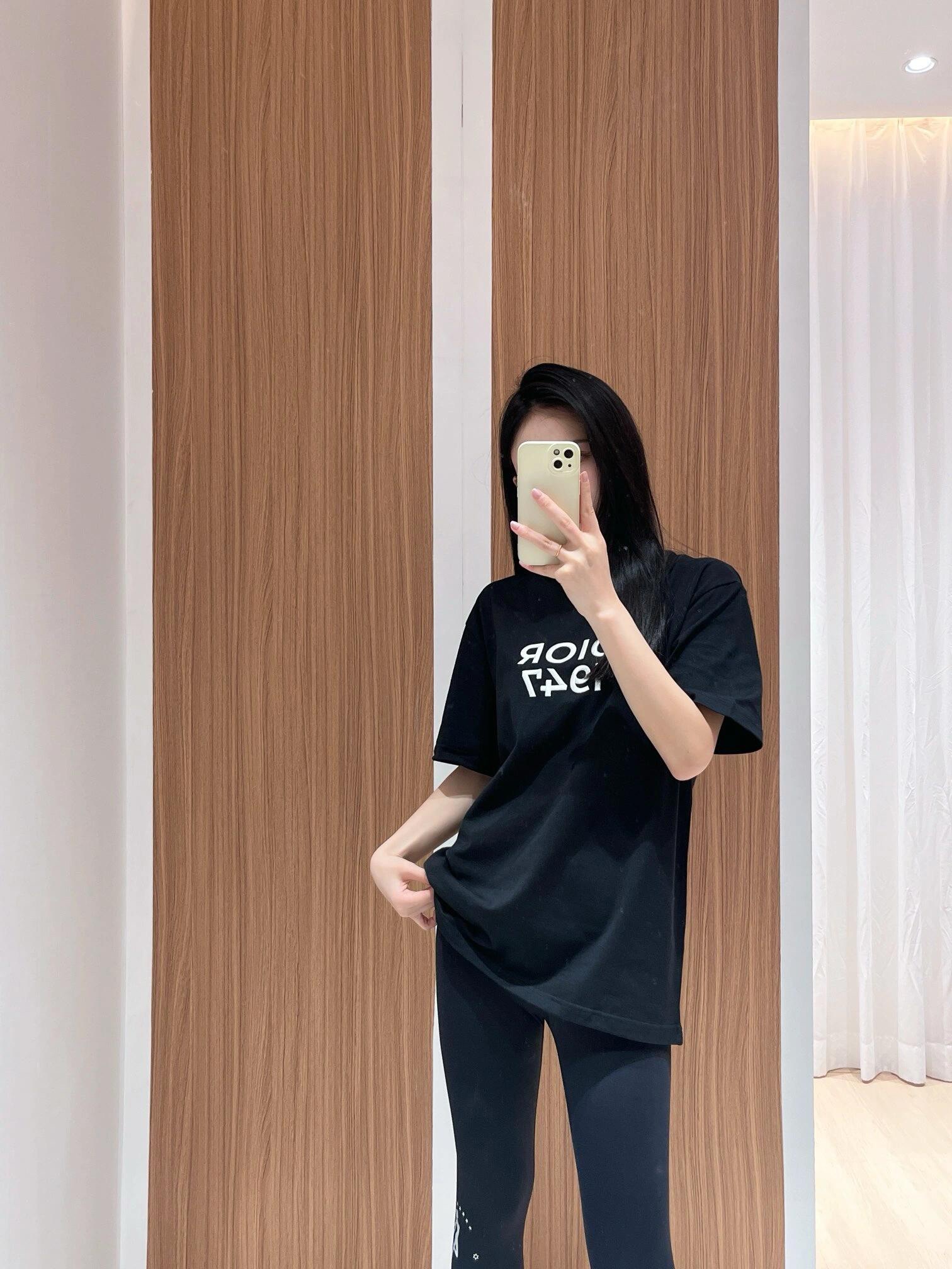 D Tshirt New 0024