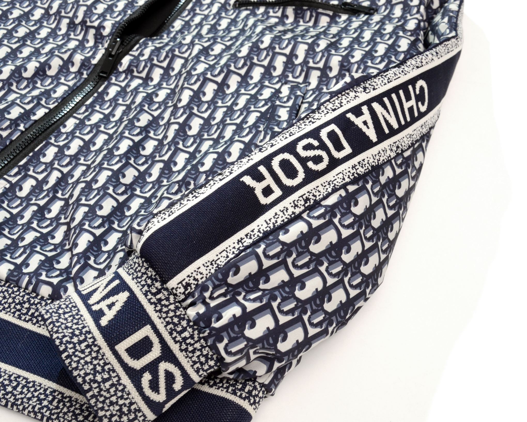 DO Jacket 0008