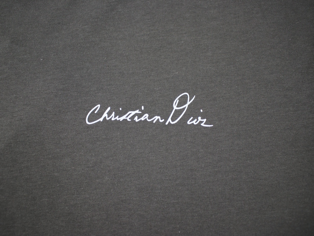 D Tshirt New 0046