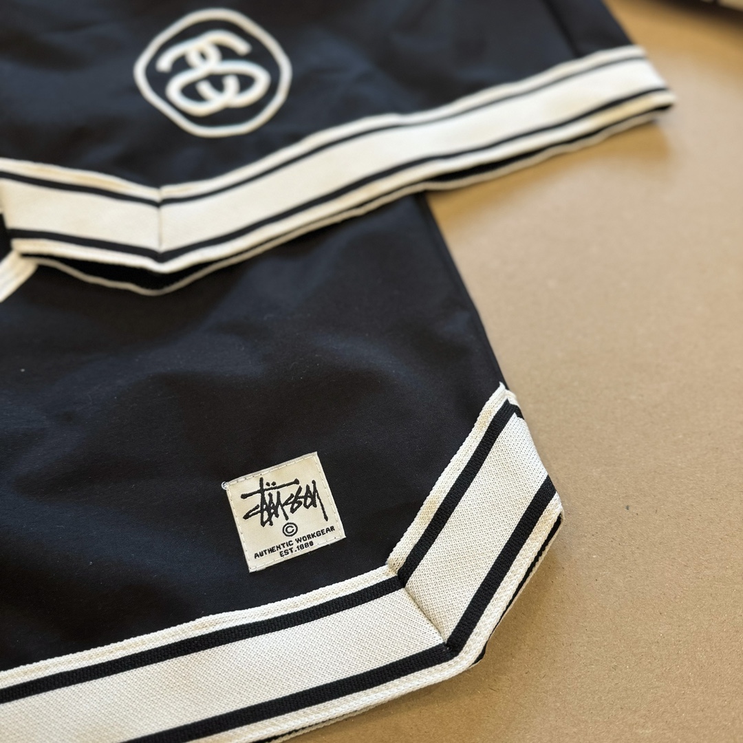 Stussy Leisure Shorts 005