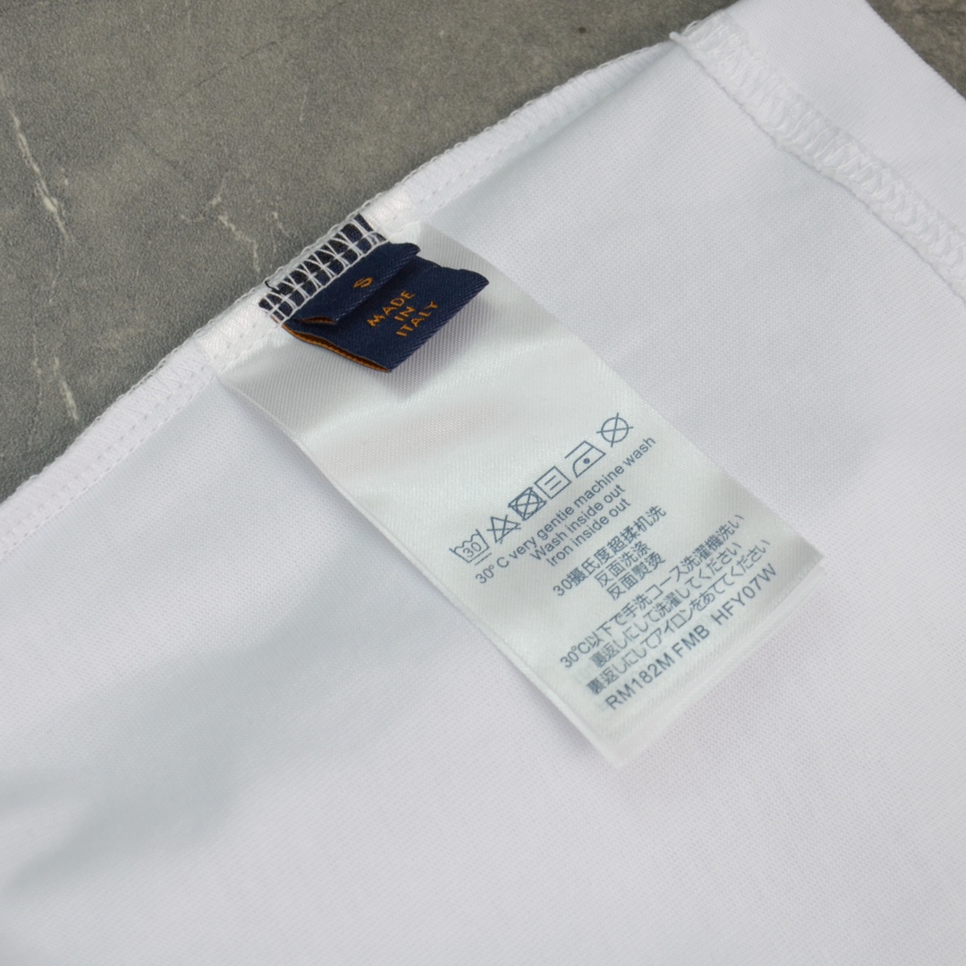 L T-Shirt New Style 0056