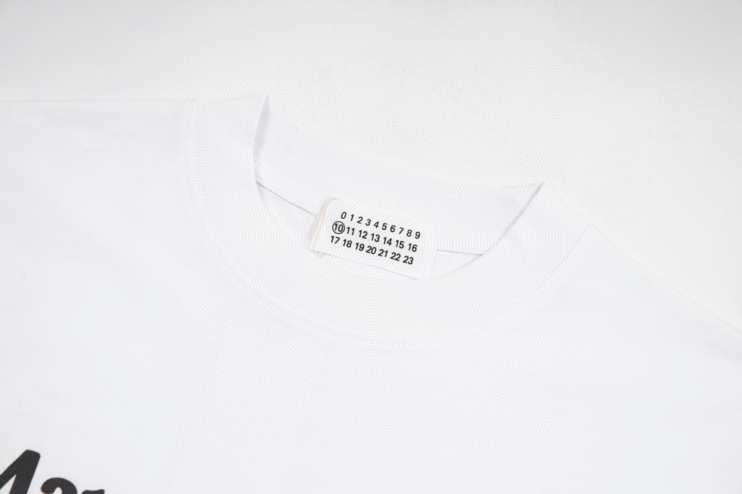 B T-Shirt New Style 0051