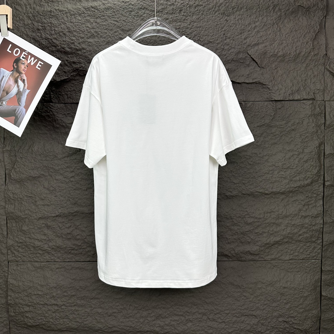 B T-shirt 0198